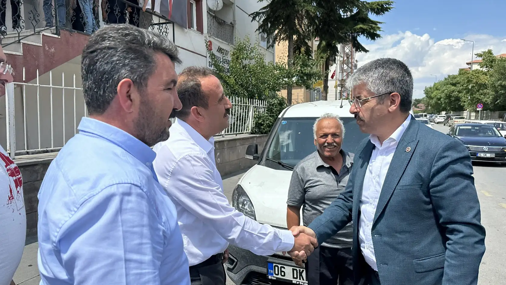 Milletvekili Çopuroğlu'ndan ilçelere bayram ziyareti