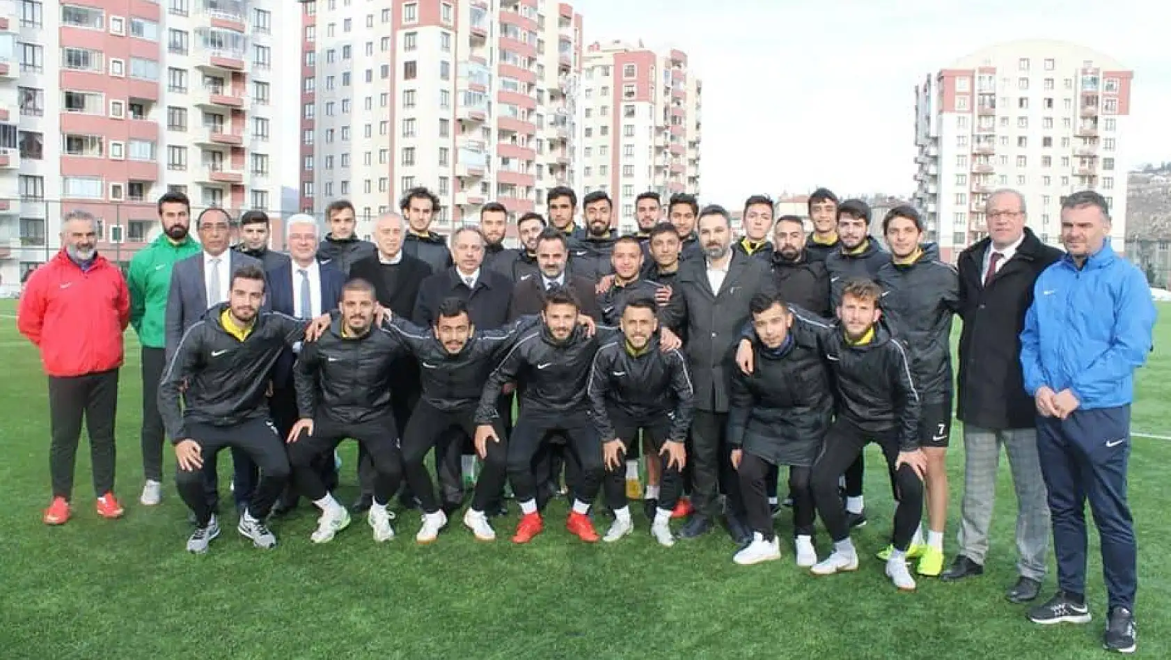 Mustafa Yalçın'dan Talasgücü Belediyespor'a ziyaret