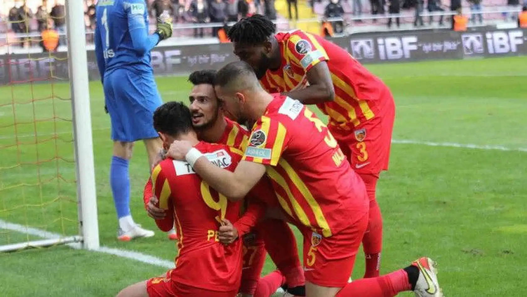 Spor Toto Süper Lig: Kayserispor: 1 - Altay: 0 (İlk yarı)