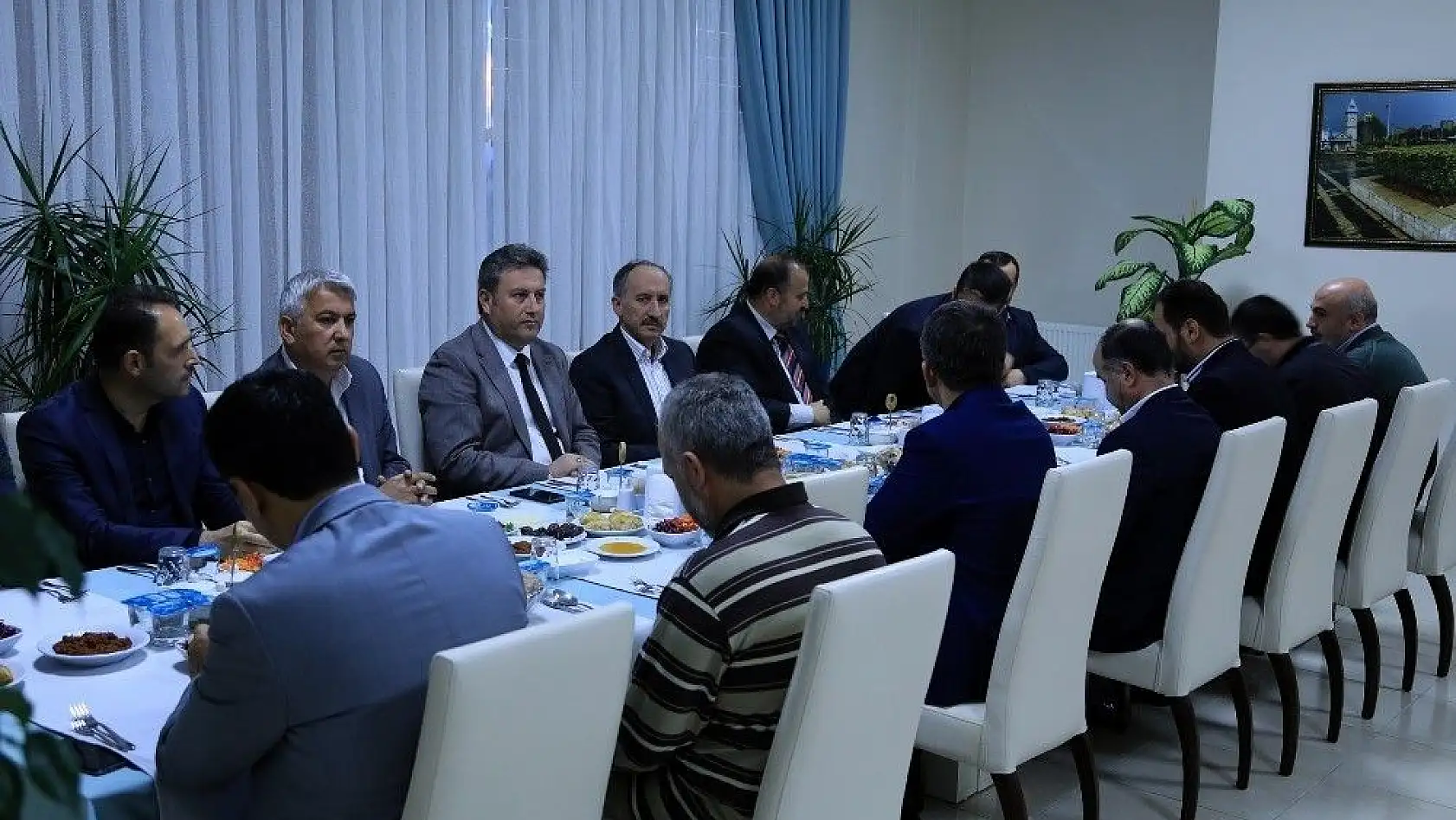 Talas Belediyesi'nden iftar programı