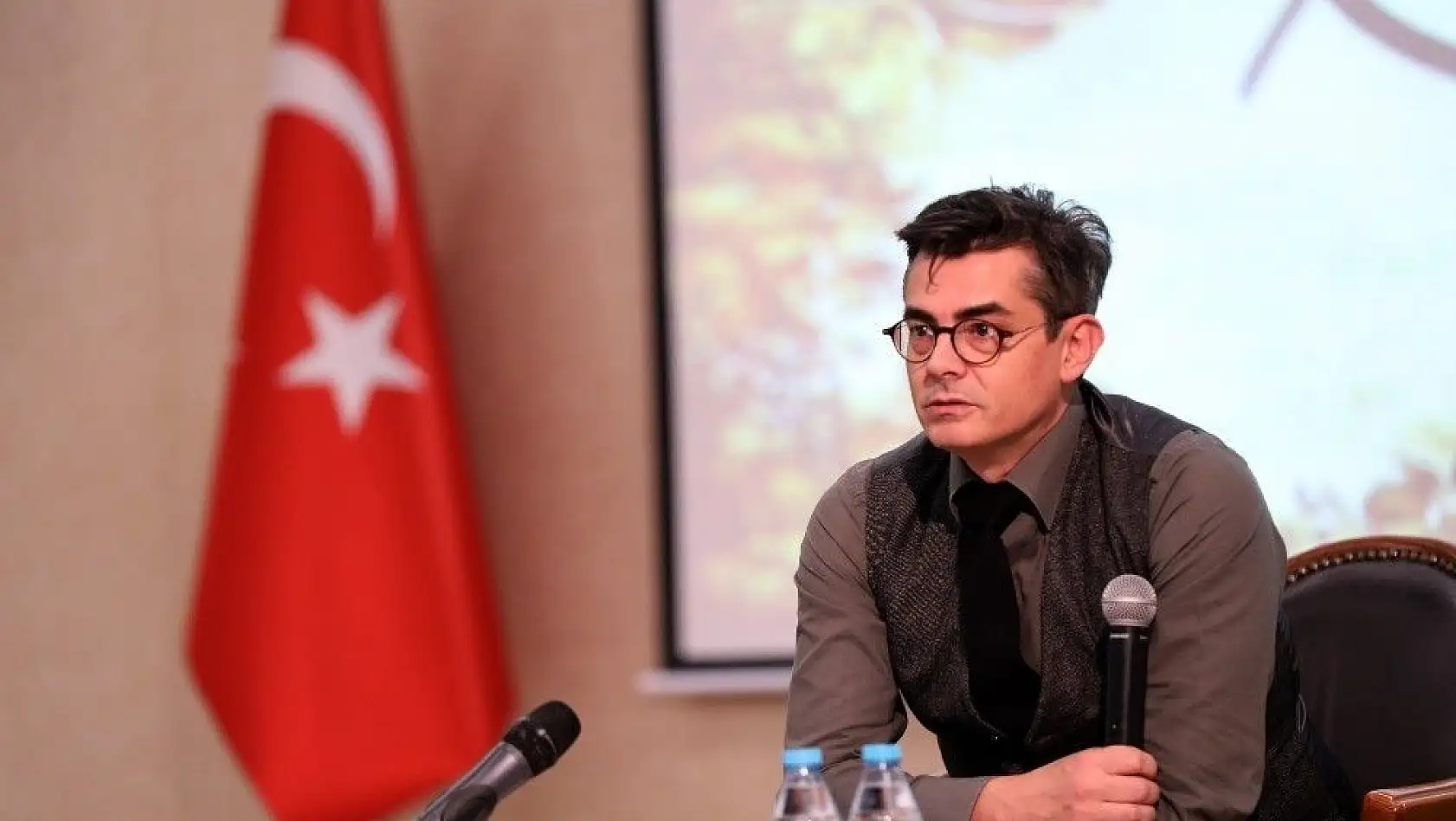 Talas'ta 'Osmanlı'da suç ve ceza' konferansı
