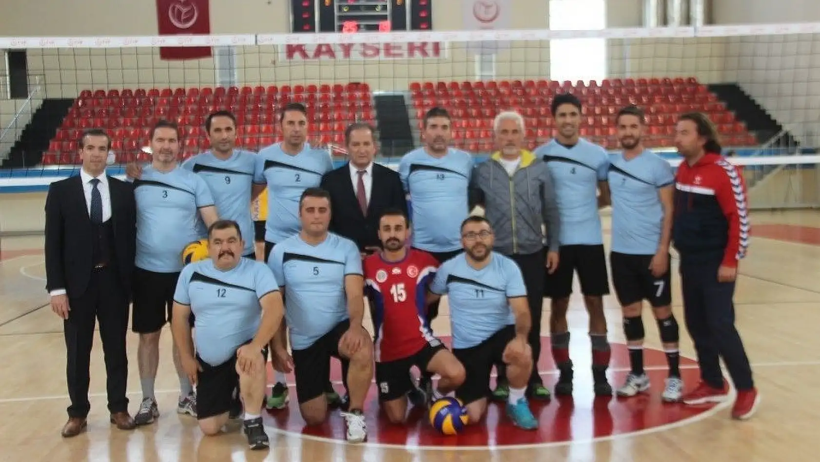 Türkiye Öğretmenler Kupası İç Anadolu Voleybol Turnuvası Kayseri'de başladı
