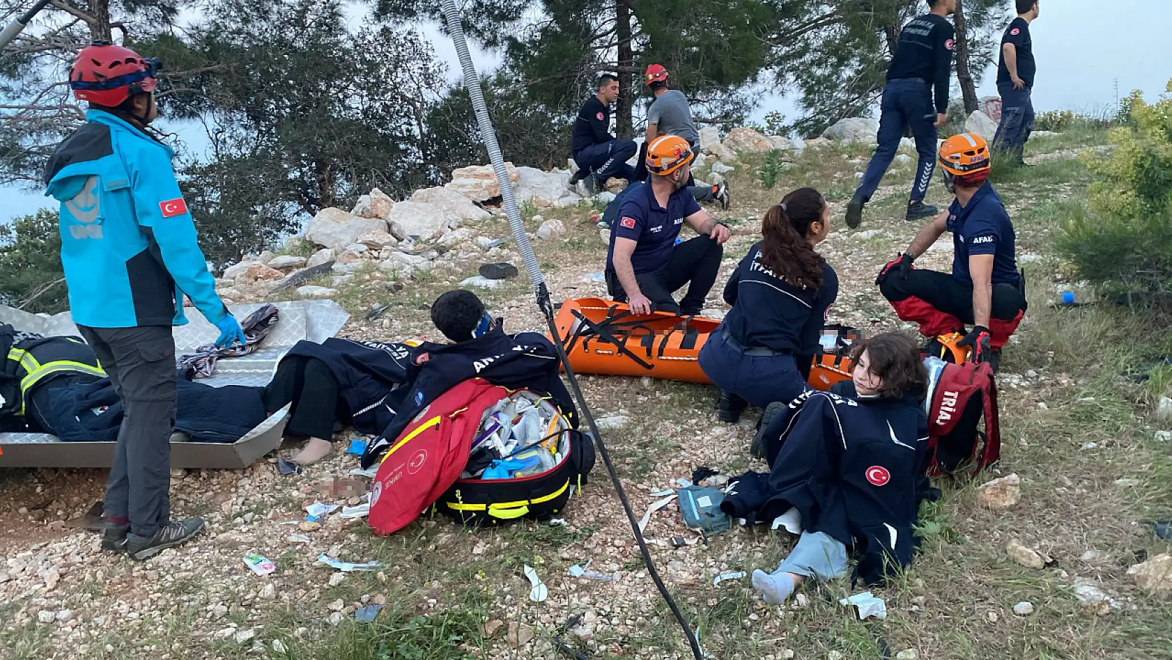 Ülkeyi üzen kazada, 1 kişi öldü 10 kişi yaralandı! Antalya'da neler yaşandı?