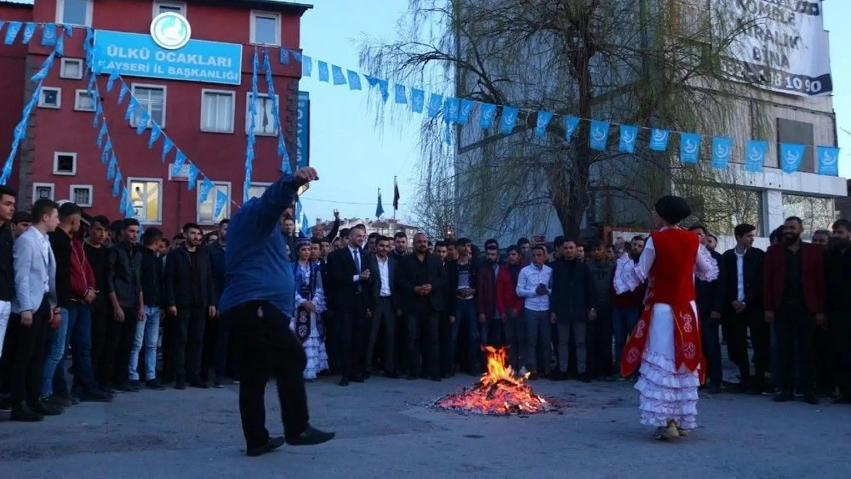 Ülkü Ocakları Nevruz bayramını coşkuyla kutladı