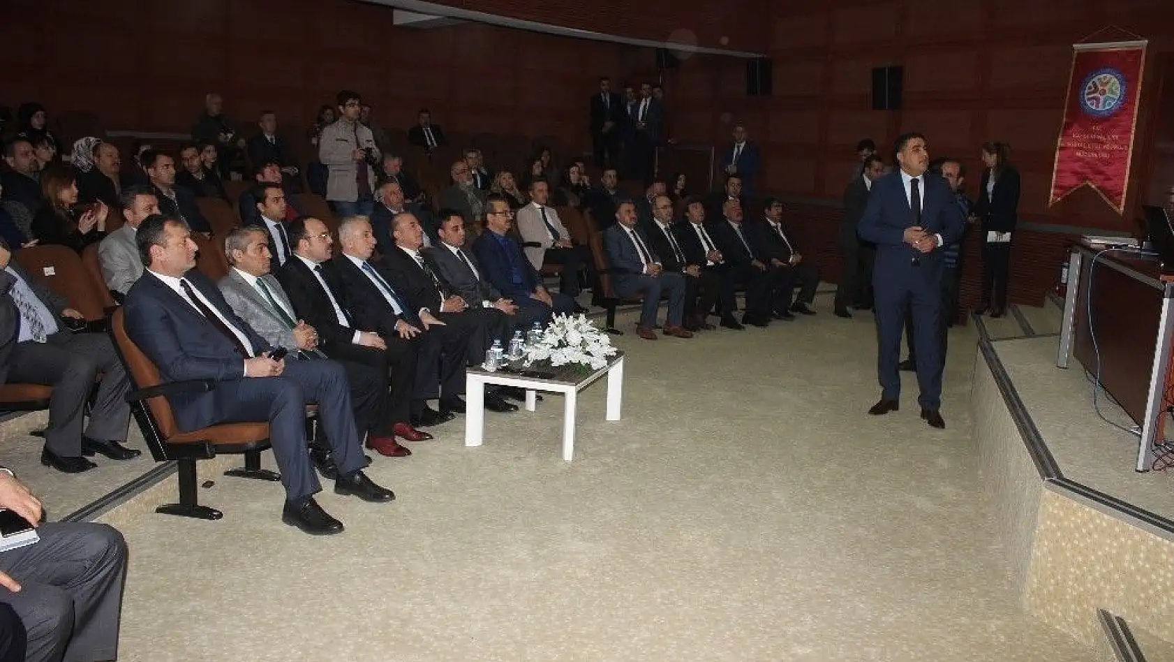 Vali Süleyman Kamçı: 'Madde bağımlılığı ile mücadelemiz artarak devam edecek'