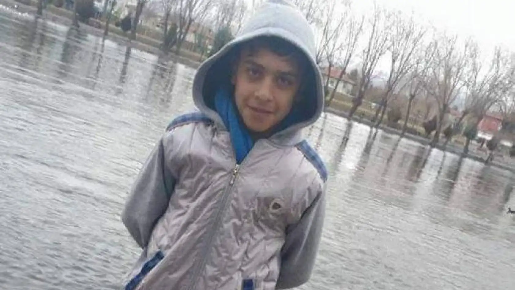 14 yaşındaki çocuk, av tüfeğinin kazara ateş alması sonucu hayatını kaybetti