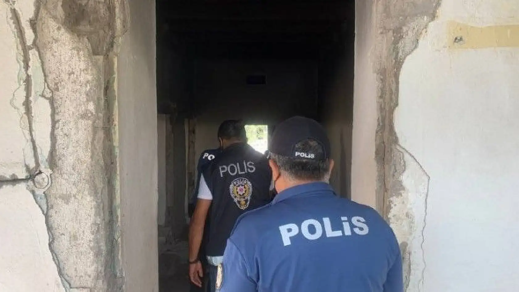 200 personel 6 bin 68 şahsı sorguladı