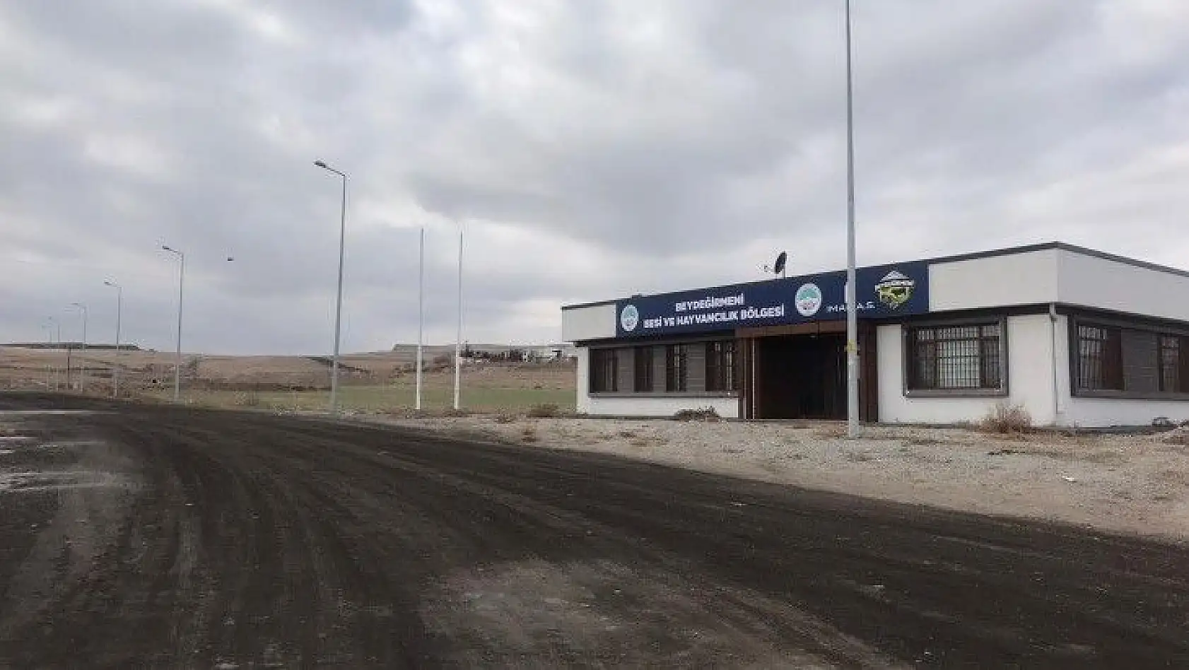 Kazı kazandan polis çıktı