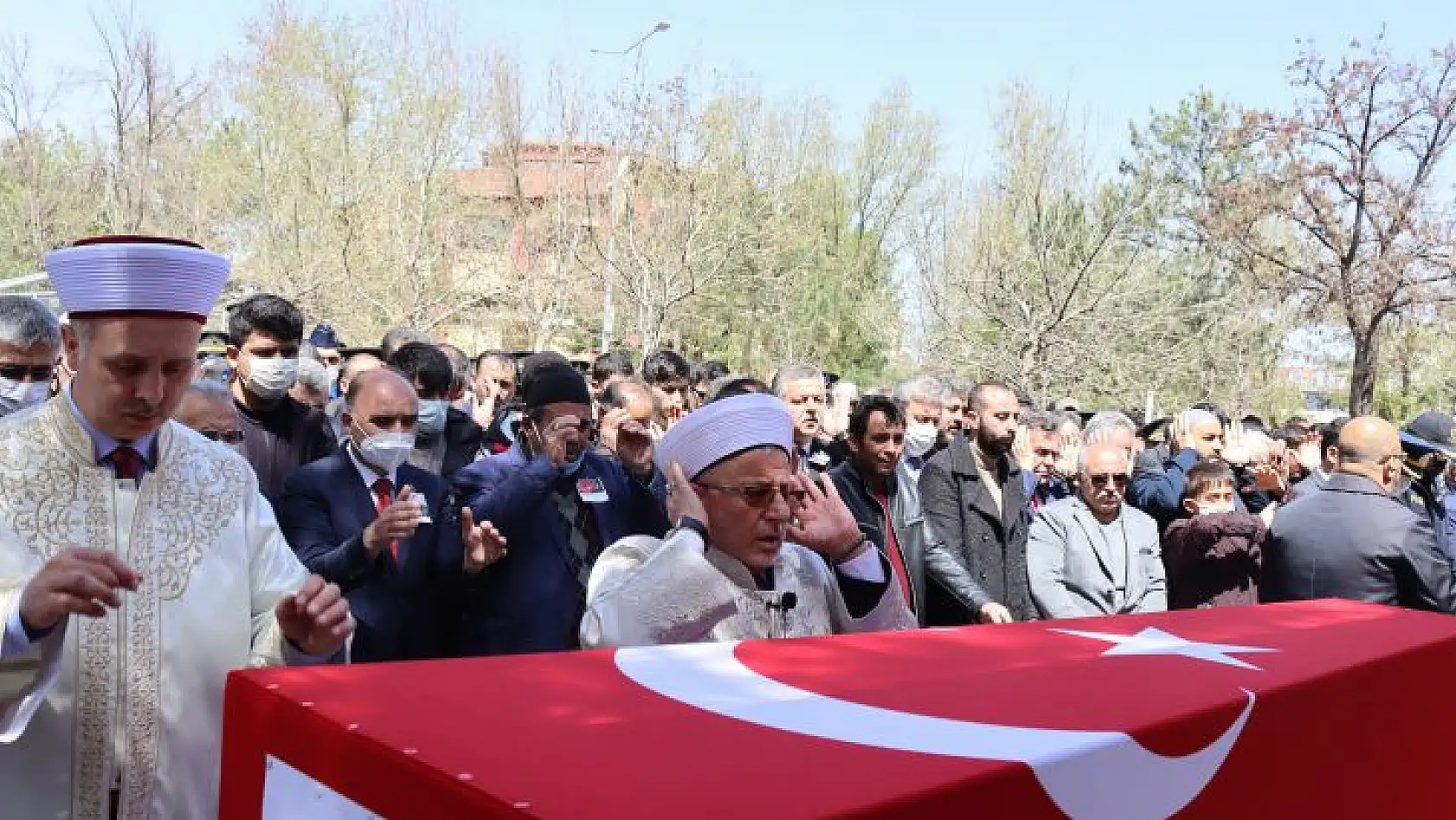 Şehide veda...