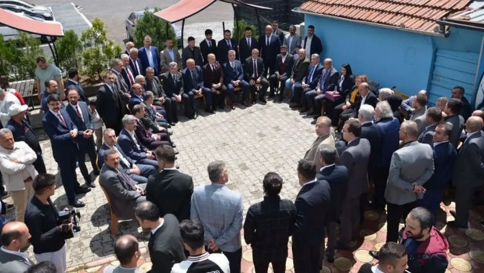 Ülkücüler çifte bayram kutladı