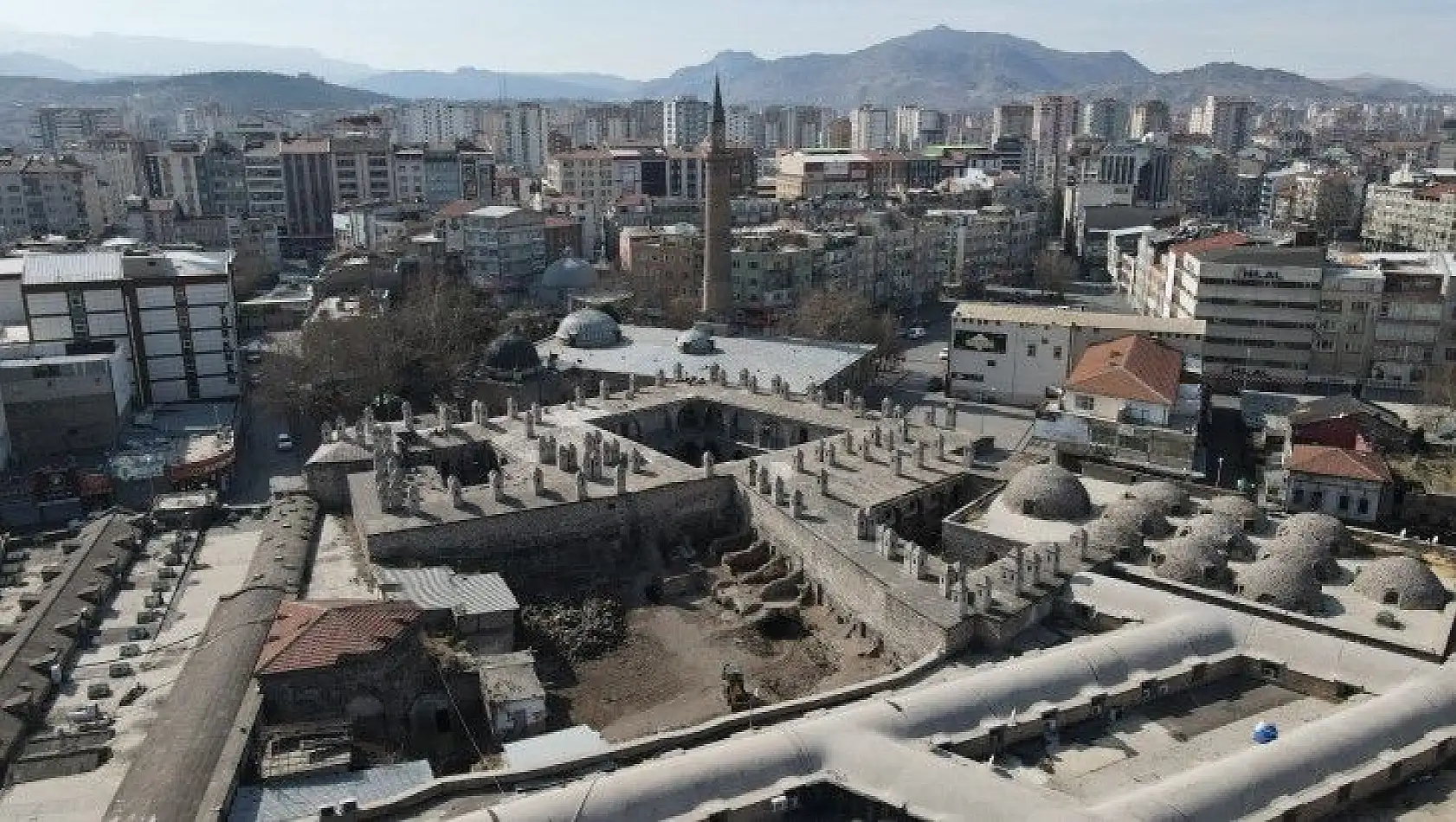 500 yıllık tarihi Gön Hanı canlanıyor