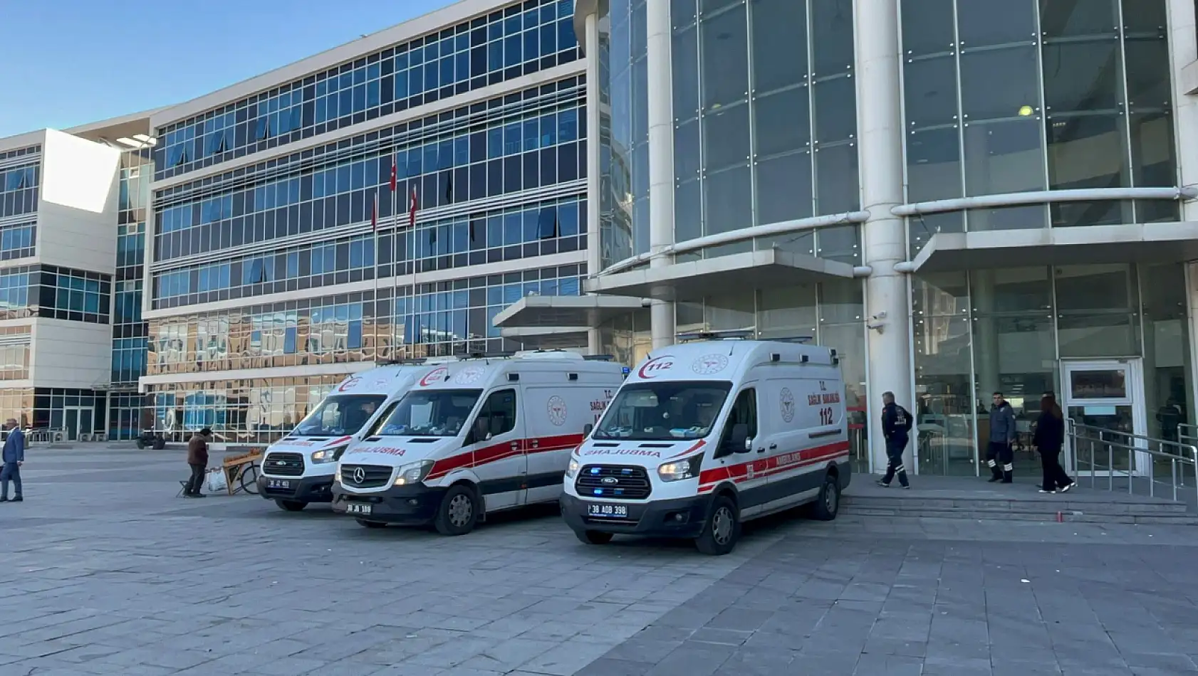 Adliyede dava sonrası kavga! 5 kişi yaralandı