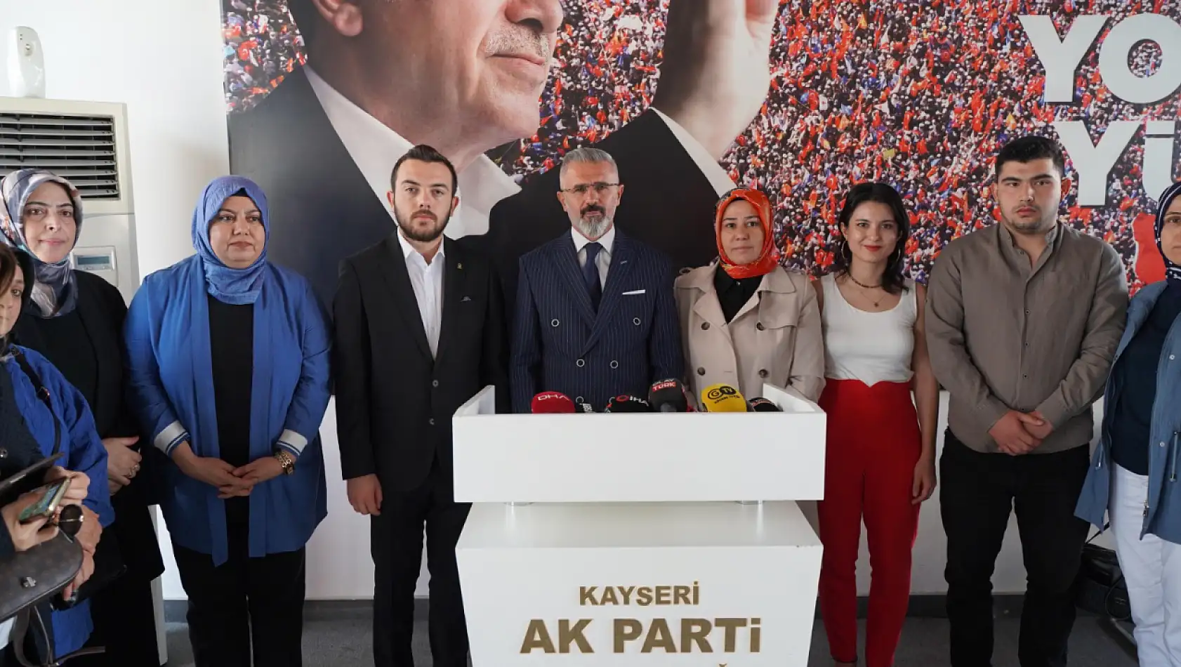 AK Parti'den İsrail tehdidine karşı birlik çağrısı