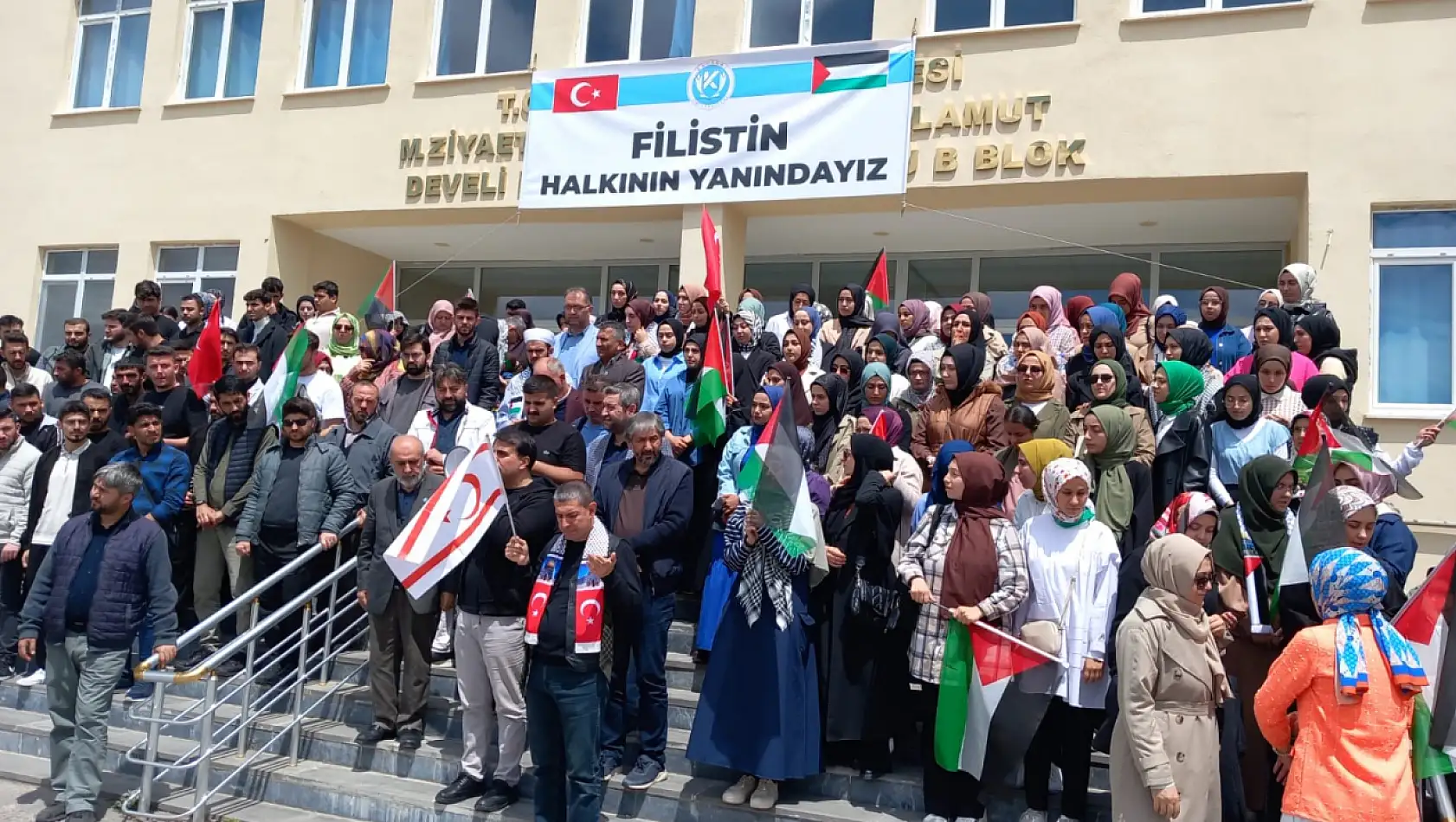 Kayseri'de Filistin'e destek buluşması