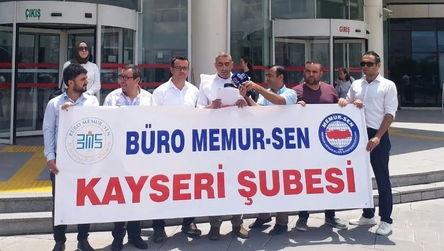 Büro Memursen'den Yazı İşleri Müdürlüğü'nın Kariyer Meslek Olarak Yapılandırılmasına Tepki
