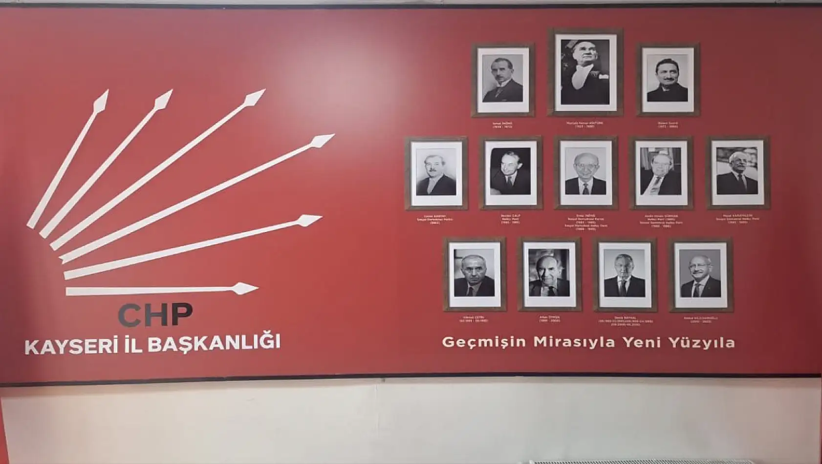 CHP'den flaş Pınarbaşı açıklaması: Ne ahlaksız teklif ettiniz de adayları geri çektiniz?