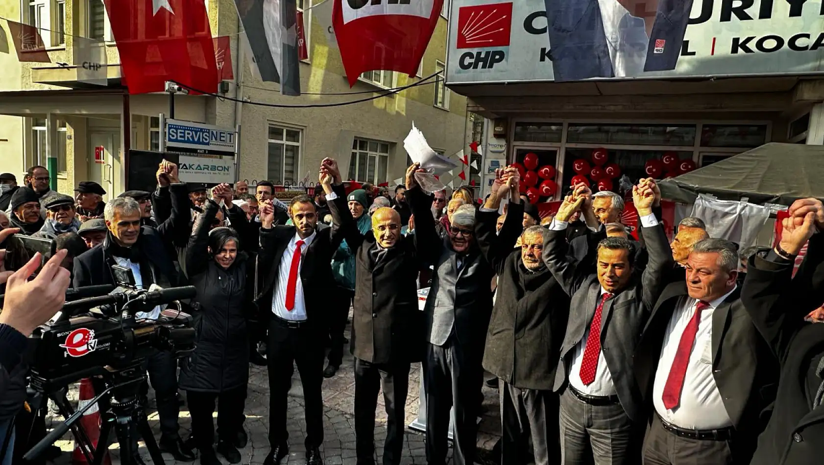 CHP Kocasinan Belediye Başkan adayını tanıttı