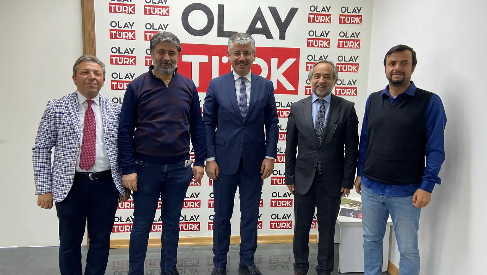 Çopuroğlu'ndan Olay Türk TV'ye ziyaret