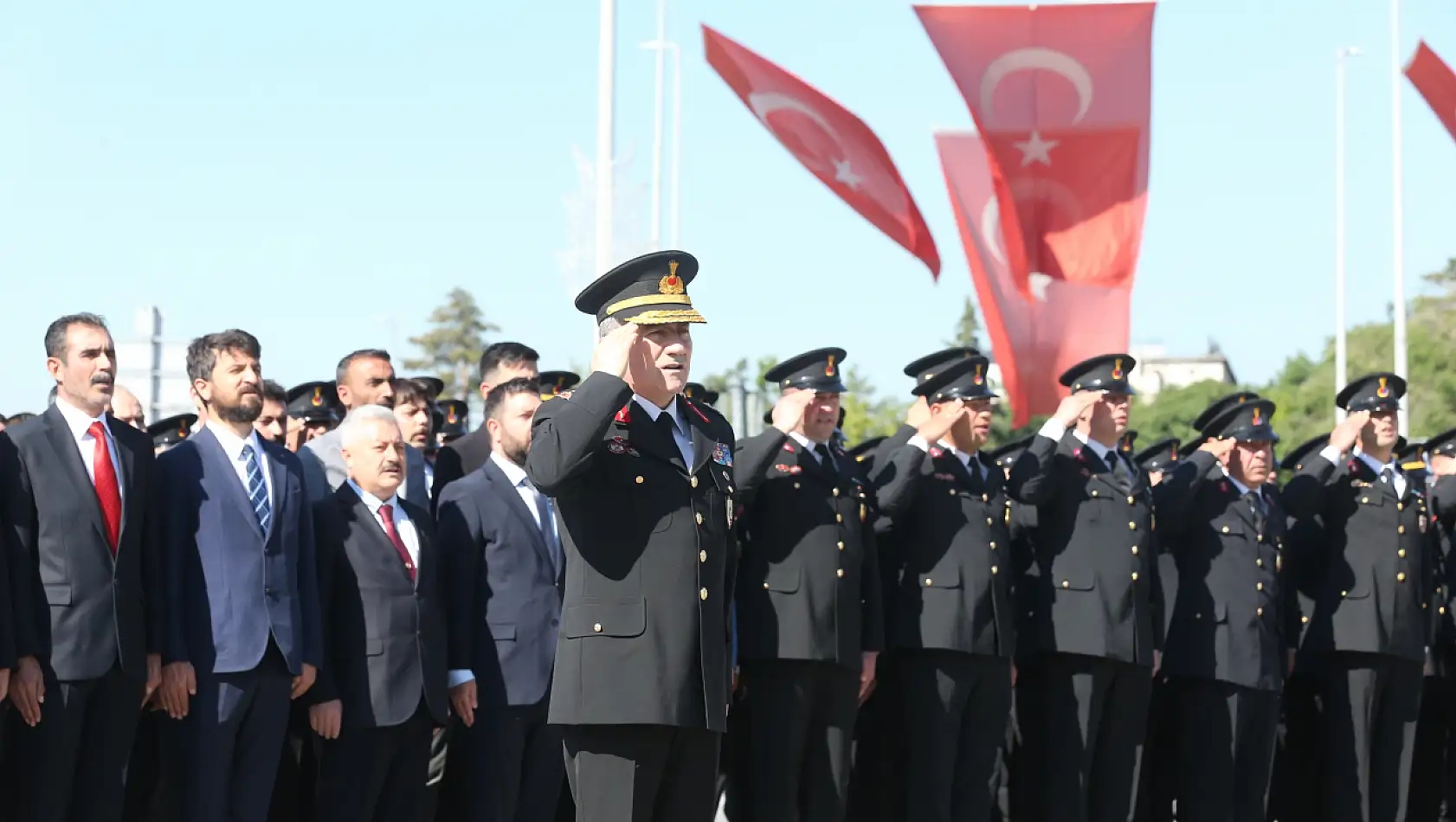 Cumhuriyet Meydanı'nda anlamlı gün: Jandarma'nın 187. yılı kutlandı