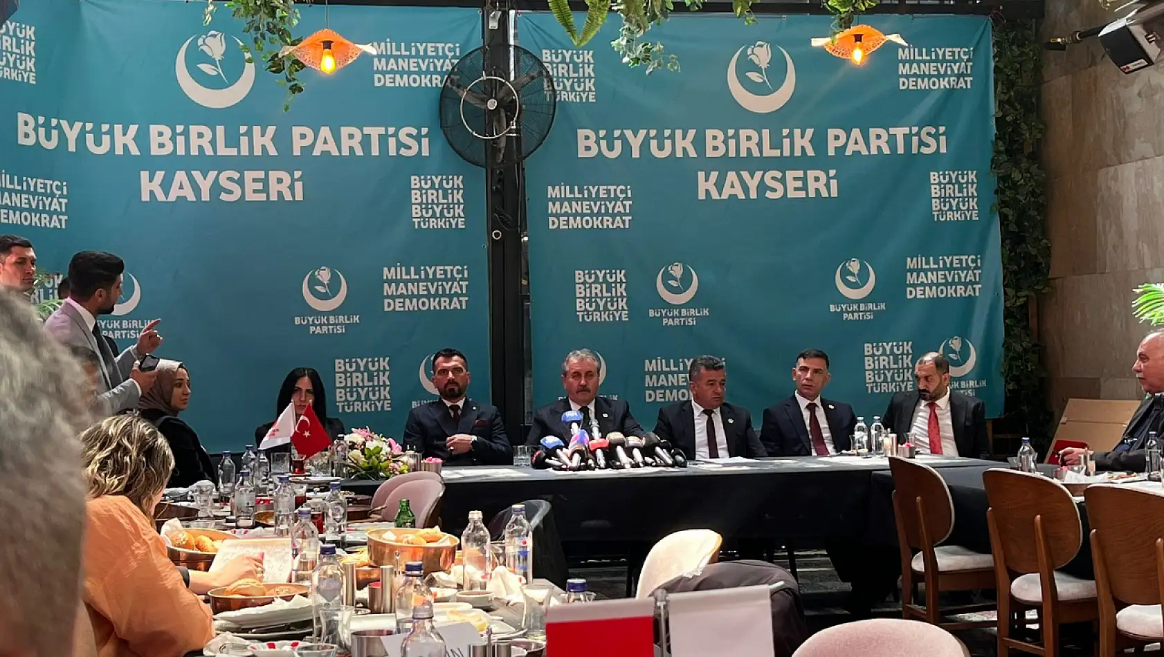 Destici Kayseri'de konuştu: Erdoğan aday olmalı!