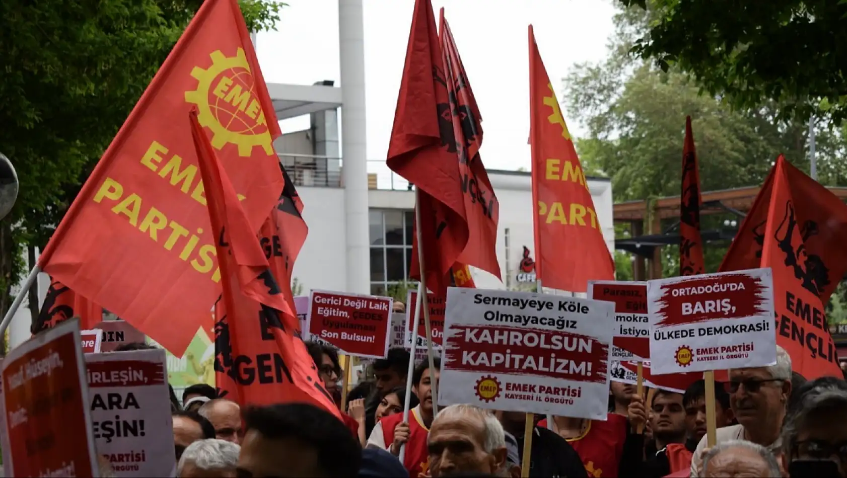 EMEP'ten AK Parti Milletvekili Cıngı'ya 'İşçisizlik' tepkisi