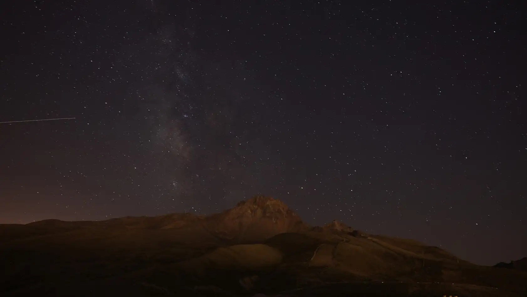 Erciyes, dünyanın en popüler astronomi dergisinde