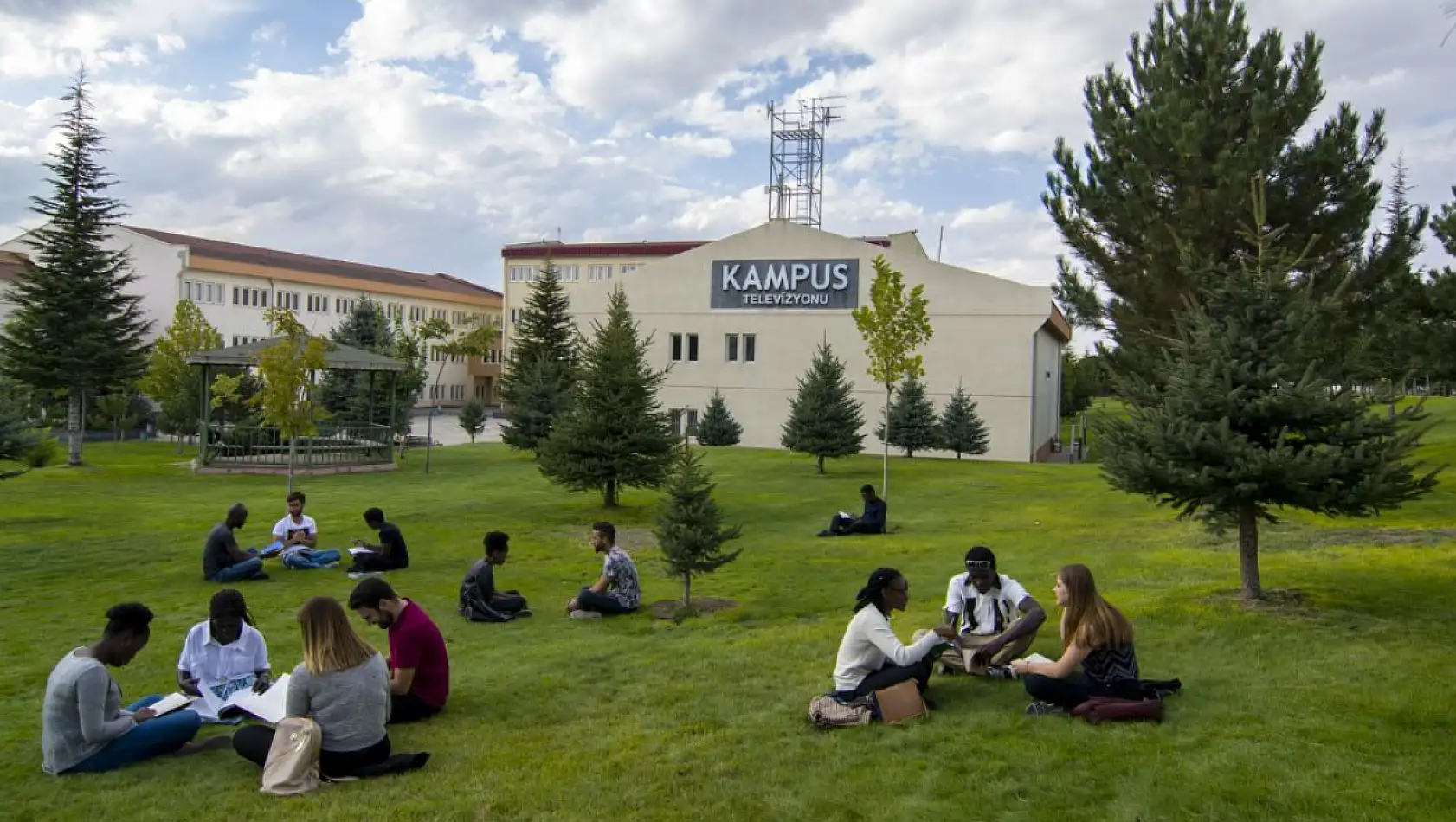 Erciyes Üniversitesi karar aldı, öğrenci değişimi planlanıyor! Peki hangi üniversitelerle