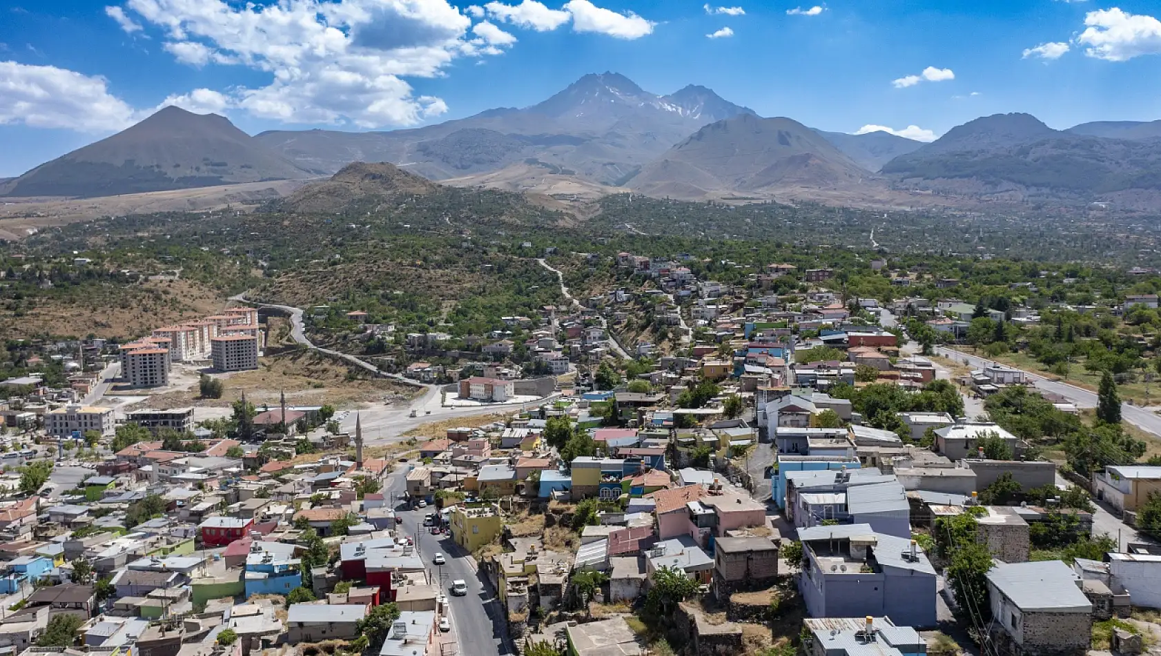 Hacılar'ın iklimini yarım yüzyıl boyunca şekillendiren o isim! Kayserili vekil açıkladı