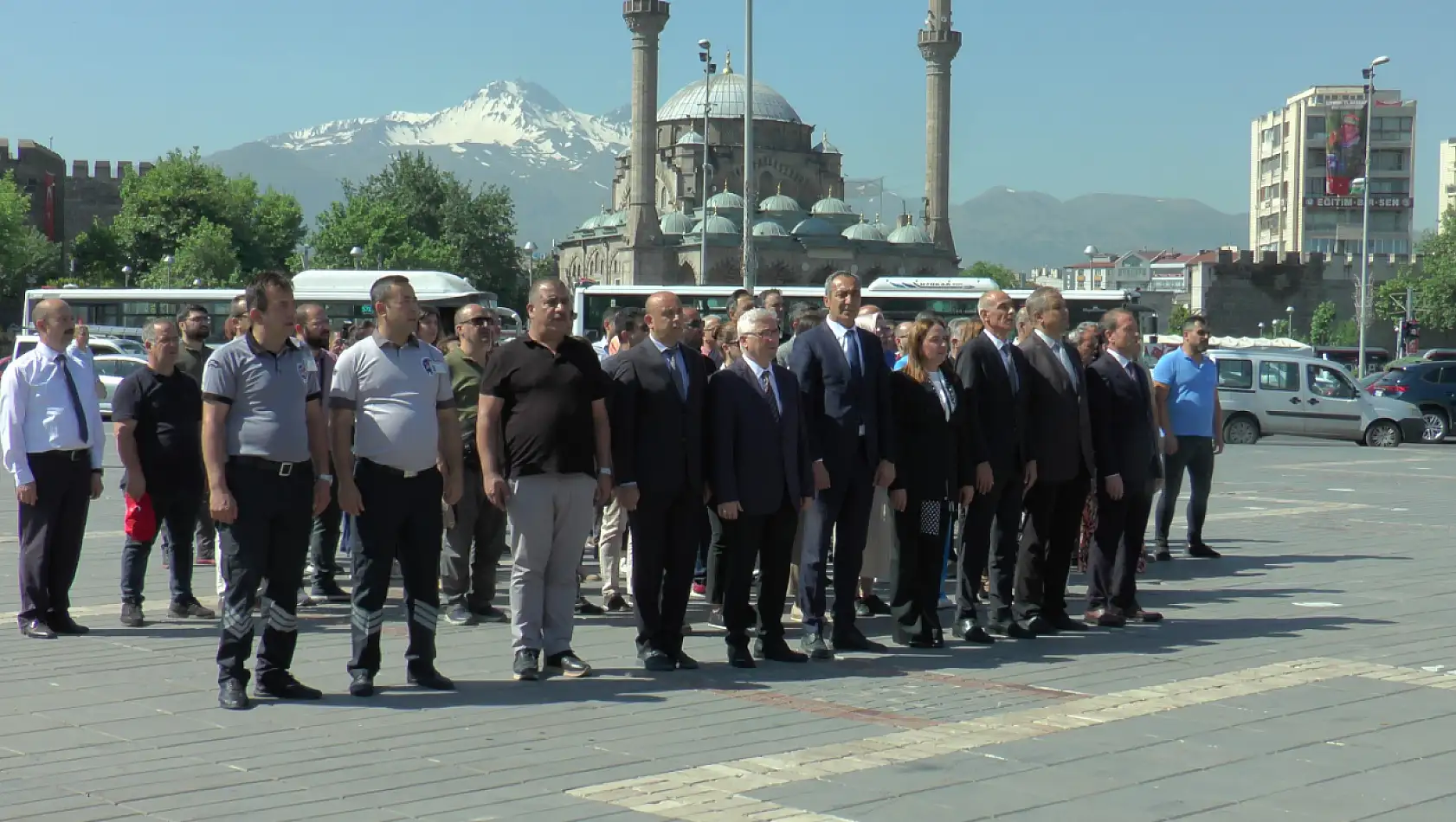 'İklim değişikliğinin oluşturduğu etkileri çok yoğun şekilde hissetmekteyiz'