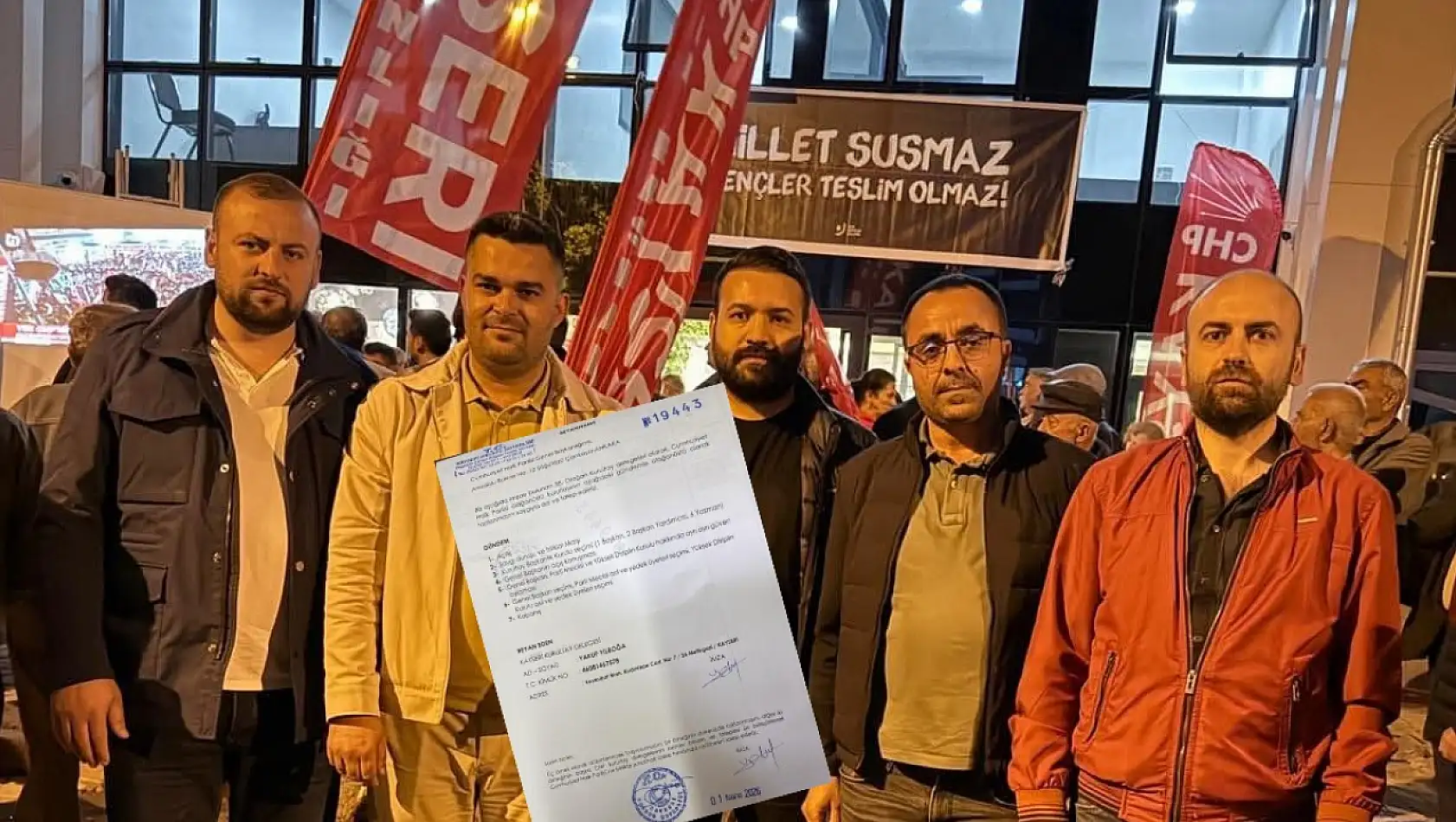 İlk destek açıklaması yapan CHP'li isim de imza verdi