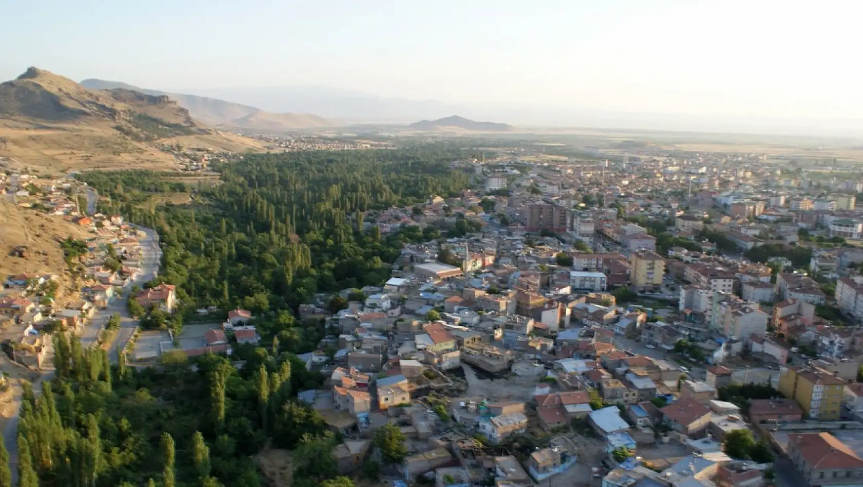 Kaçak su çekerken ilçeyi susuz bıraktı