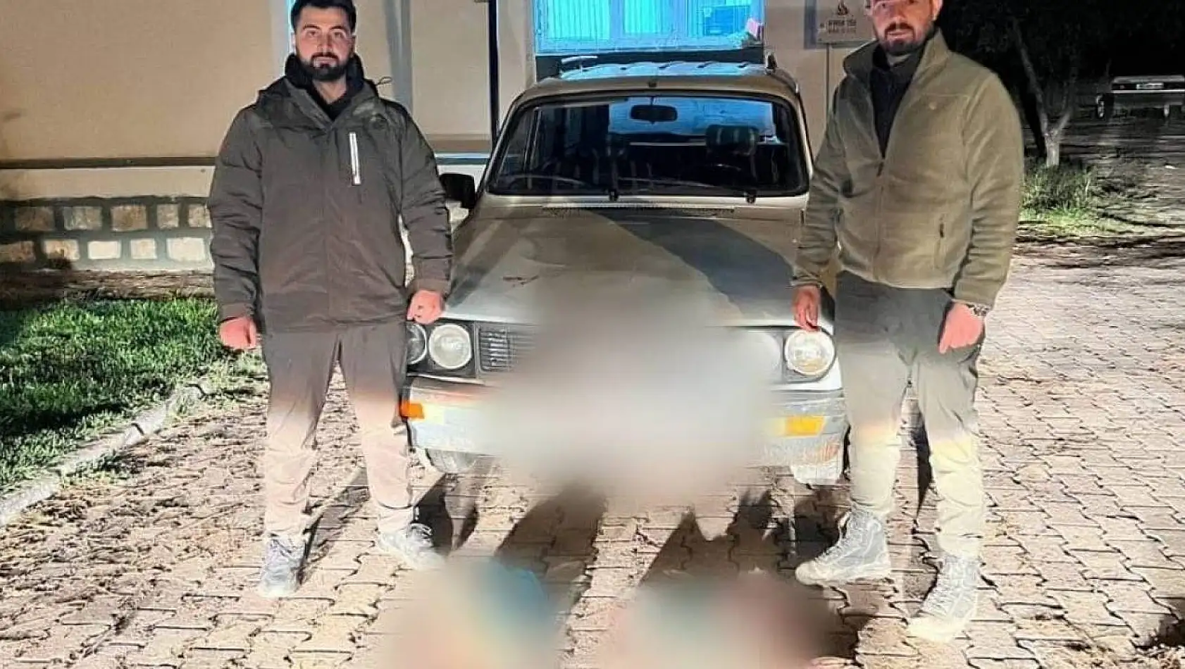 Kahramanmaraş'ta farla tavşan avında yakalanan şahısların otomobiline el konuldu