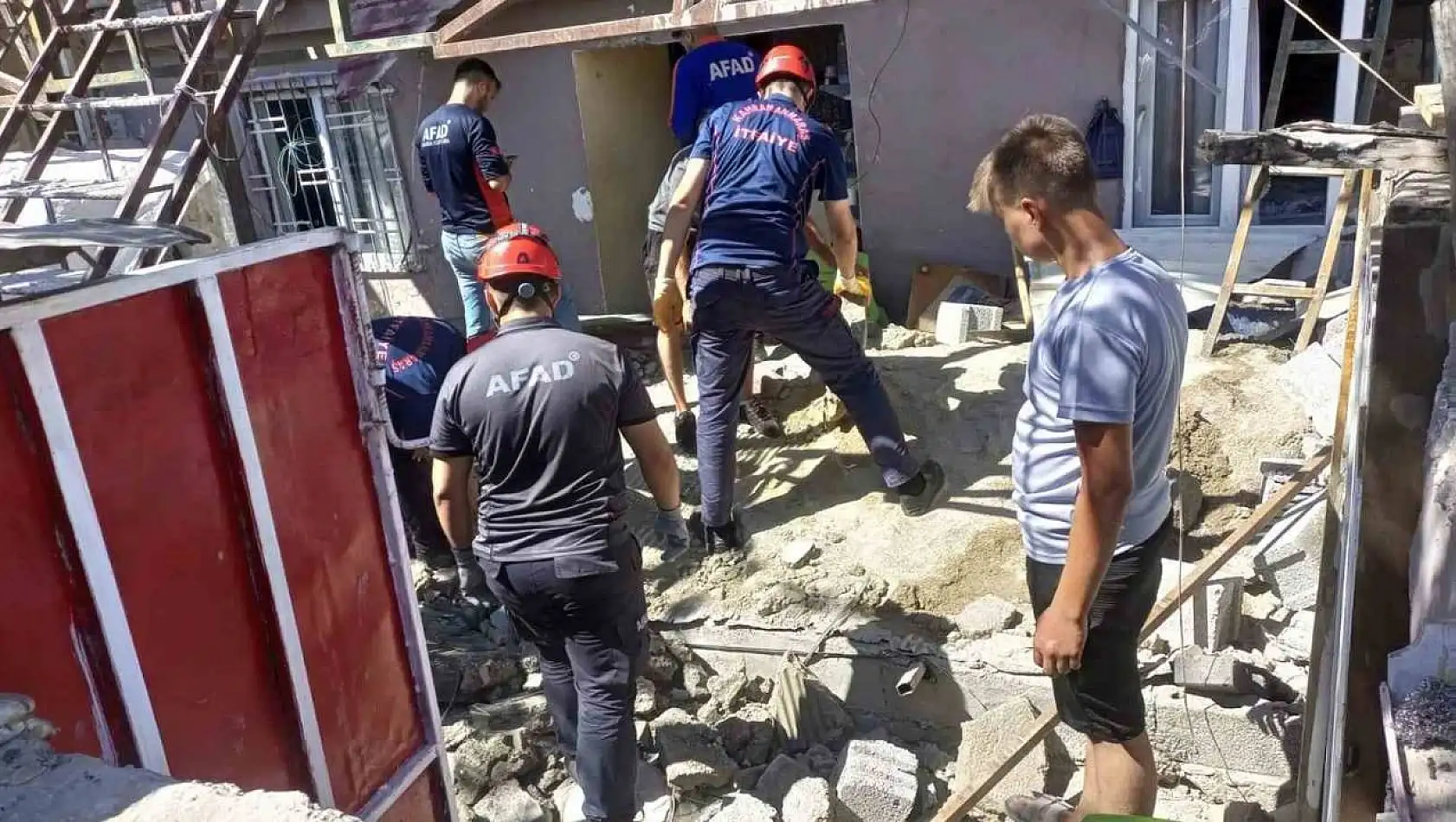 Kahramanmaraş'ta inşaatta göçük: 1 ölü,2 yaralı