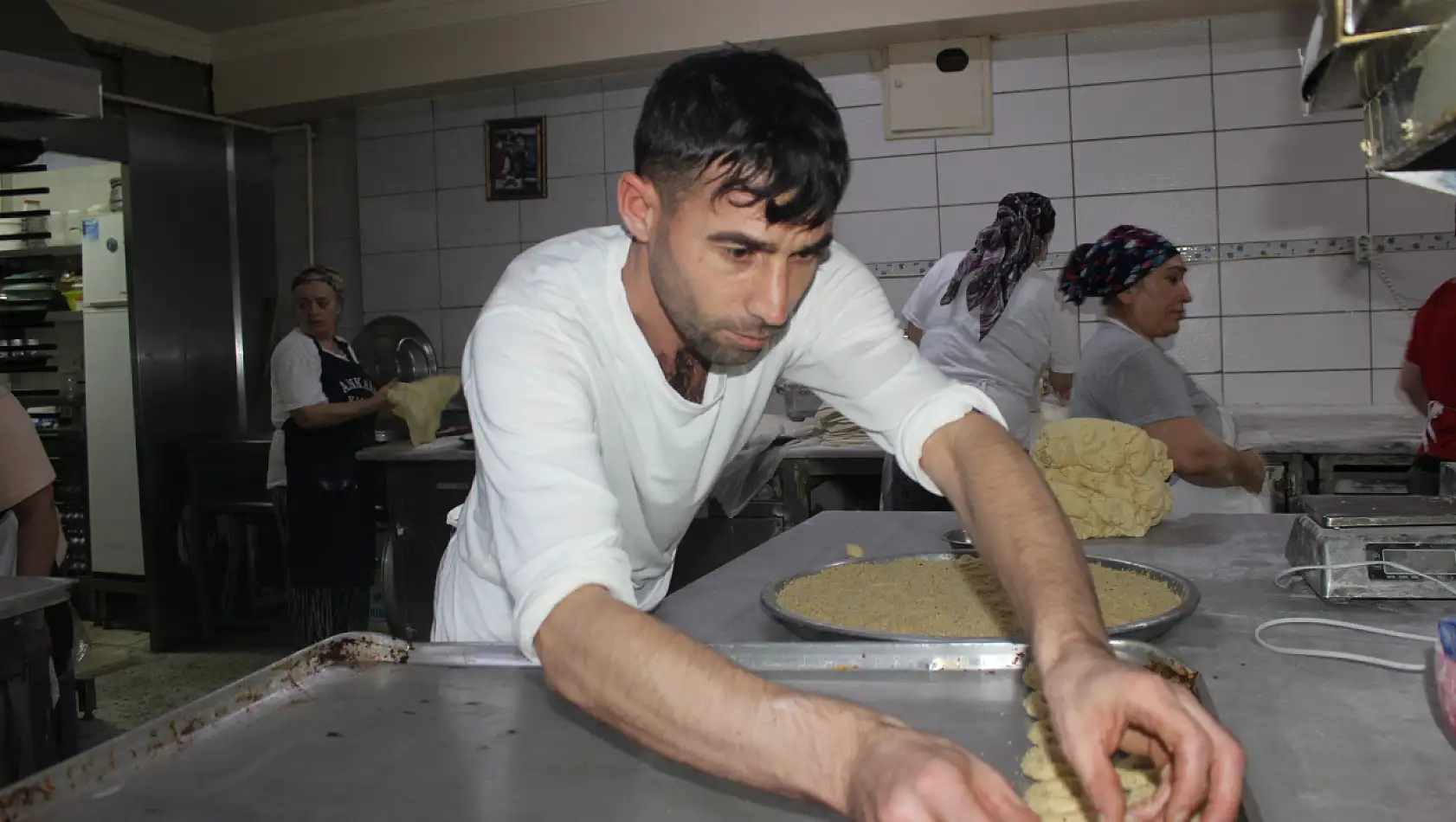 'Kandil simidine ilgi yoğun'