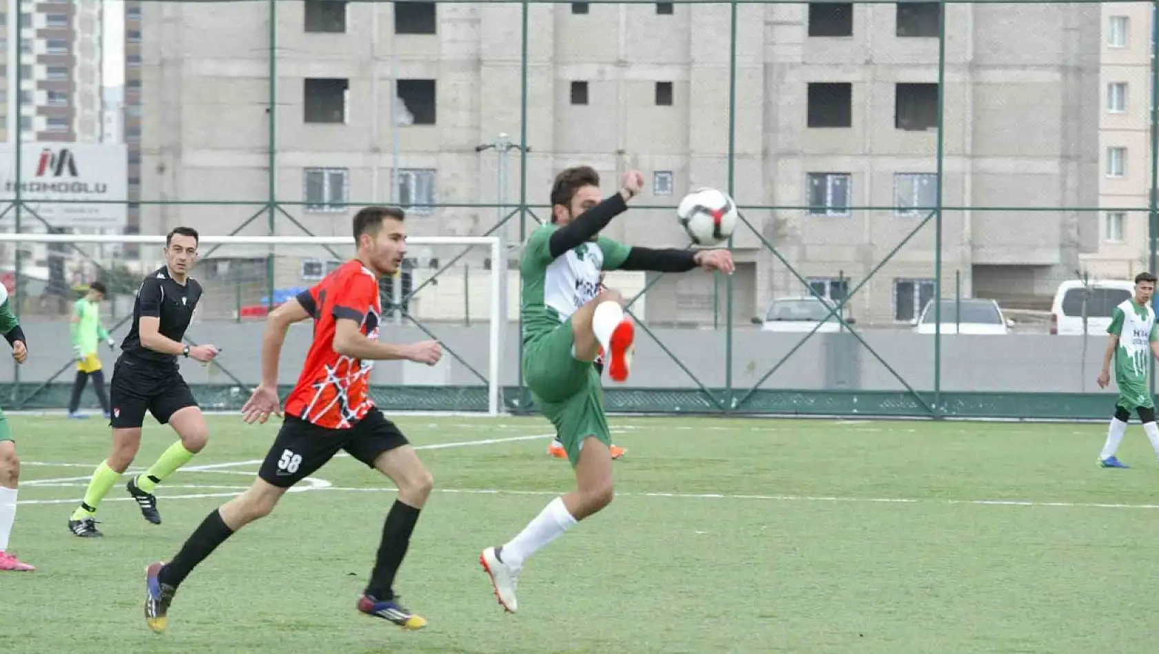 Kafkasspor zirveye çıktı: Fevzi Çakmakspor'u 6-2 yendi!