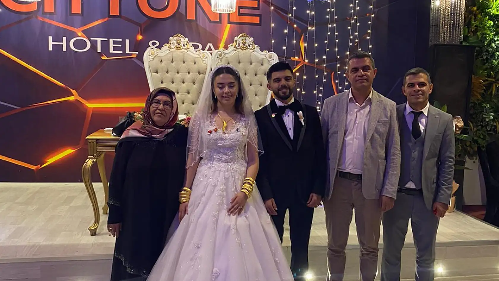Kayseri'de aynı hastanede görev yapan Hemşireler evlendi!