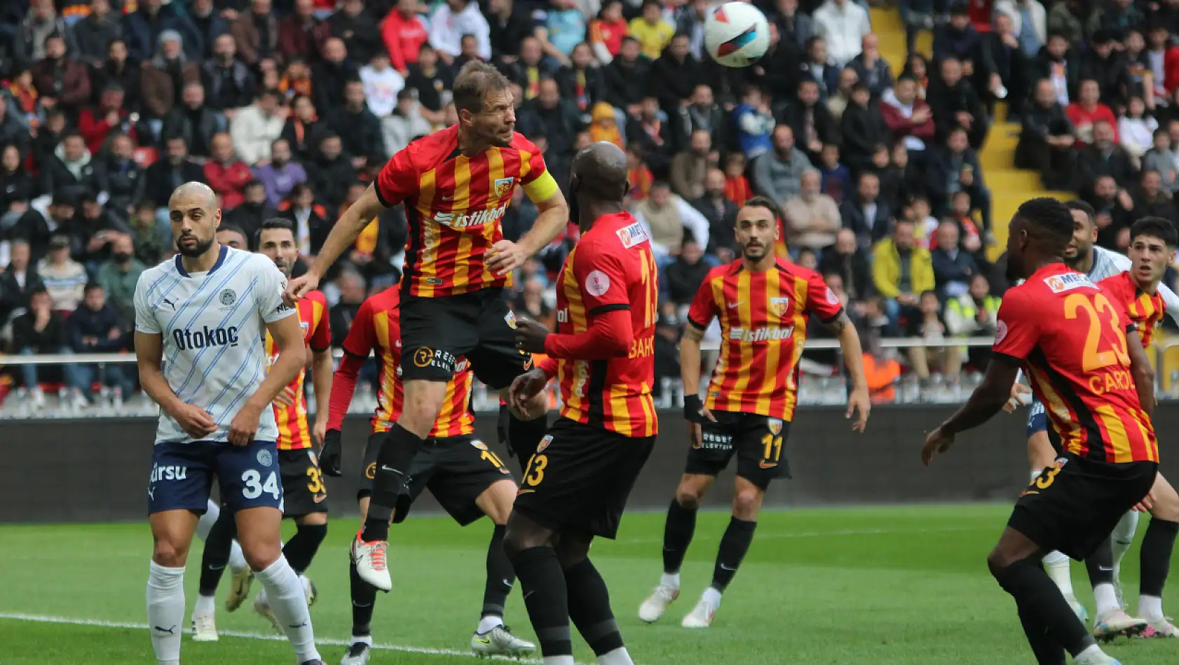 Kayseri'de ilk yarıda 4 gol var!