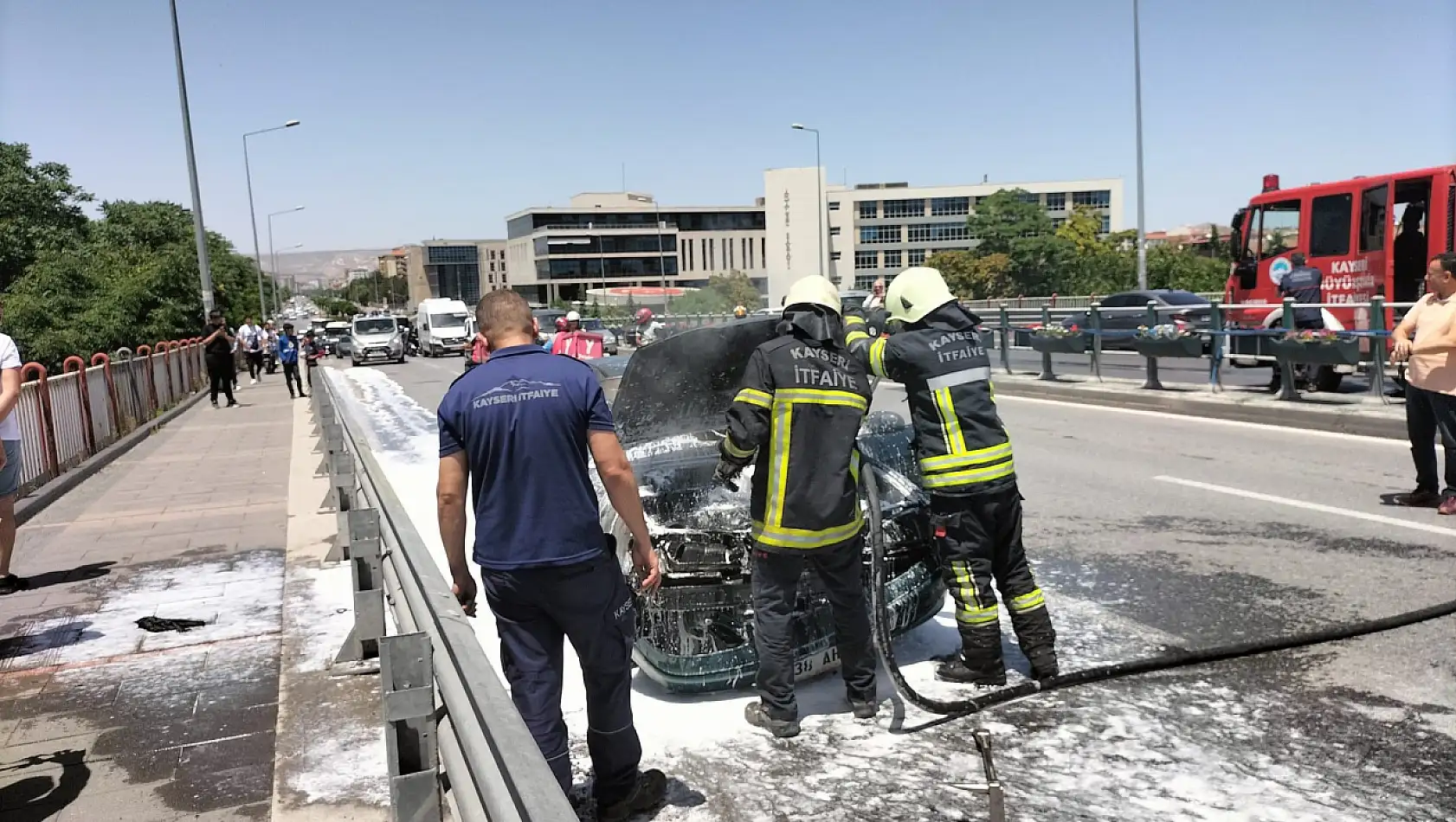 Kayseri'de korkutan dakikalar! Son anda kurtuldular