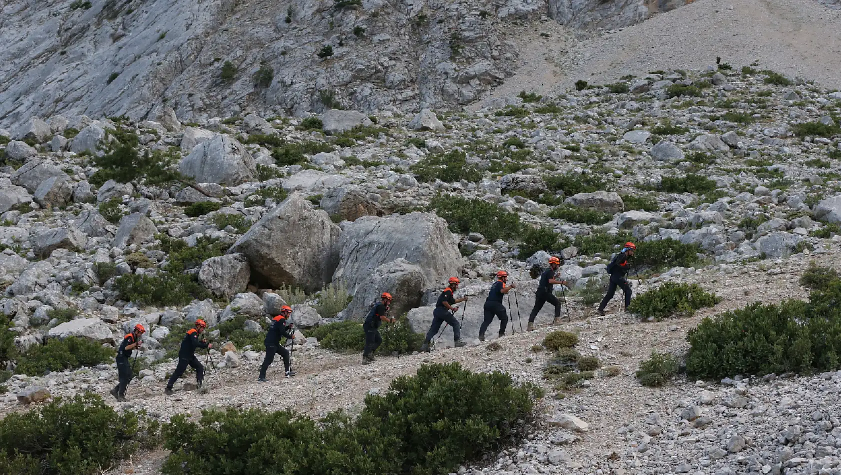 Kayseri'de nefes kesen AFAD tatbikatı: Ekipler 3 bin metrelik zirvelerde sınandı!
