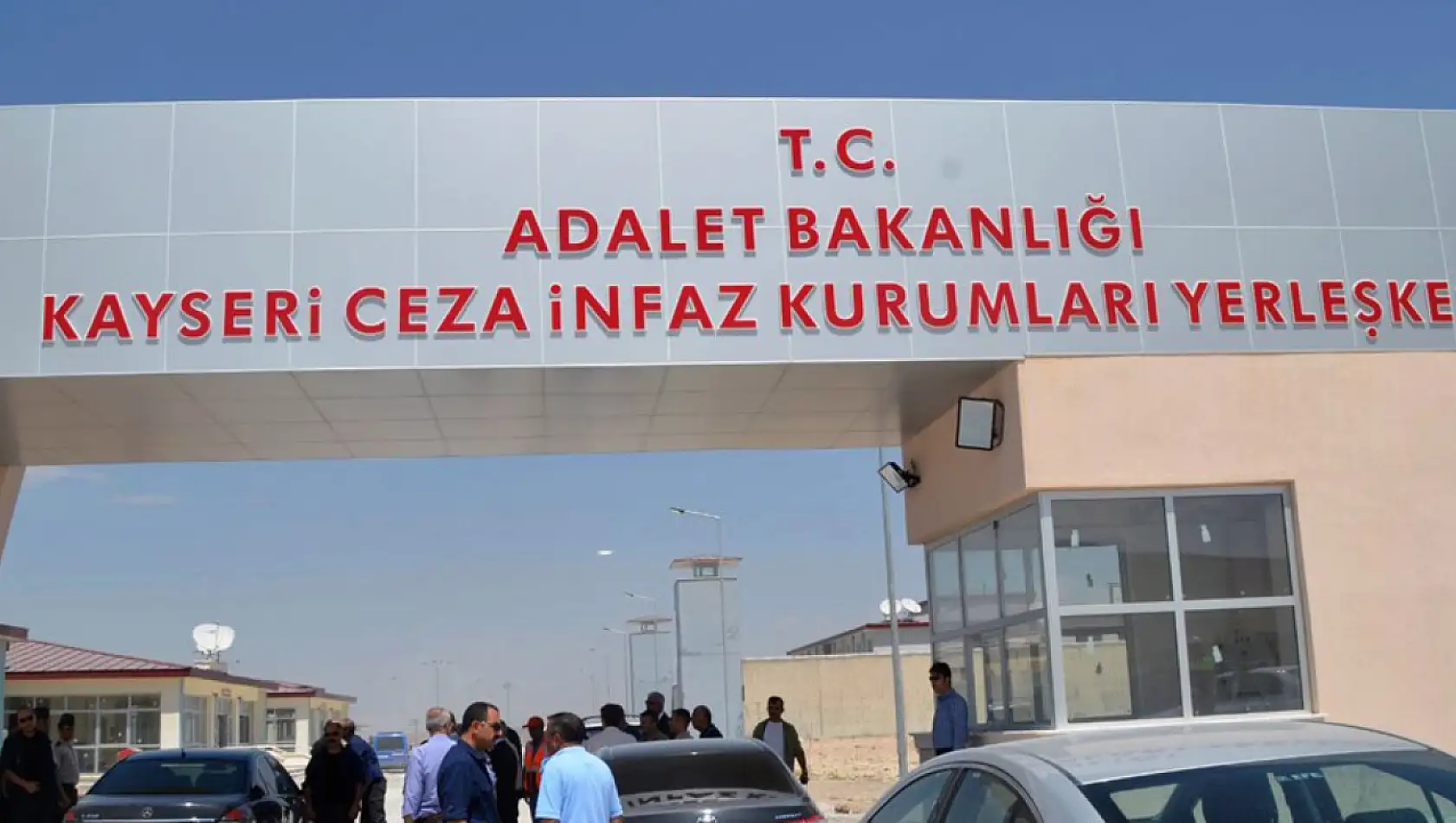 Kayseri'de o isme rakip olmuştu! Cezaevinden çıktı: Davamızdan vazgeçmeyeceğiz, boyun bükmeyeceğiz!