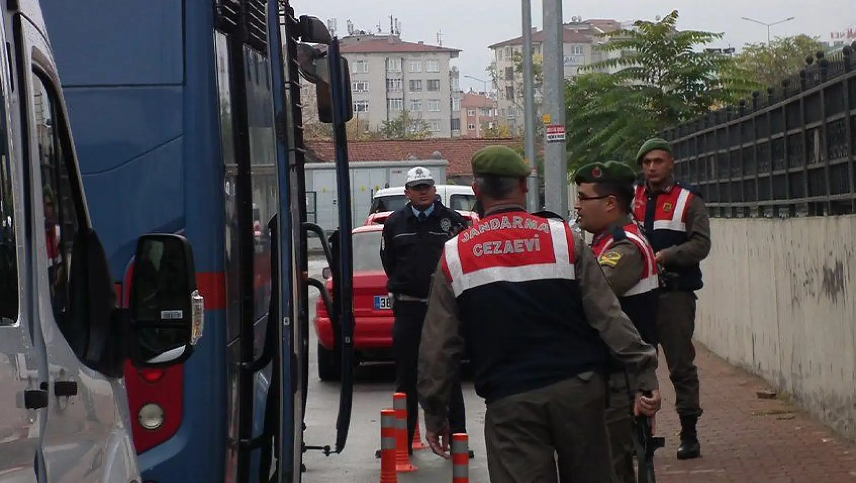 Kayseri'de 67 sanıklı FETÖ duruşması başladı 