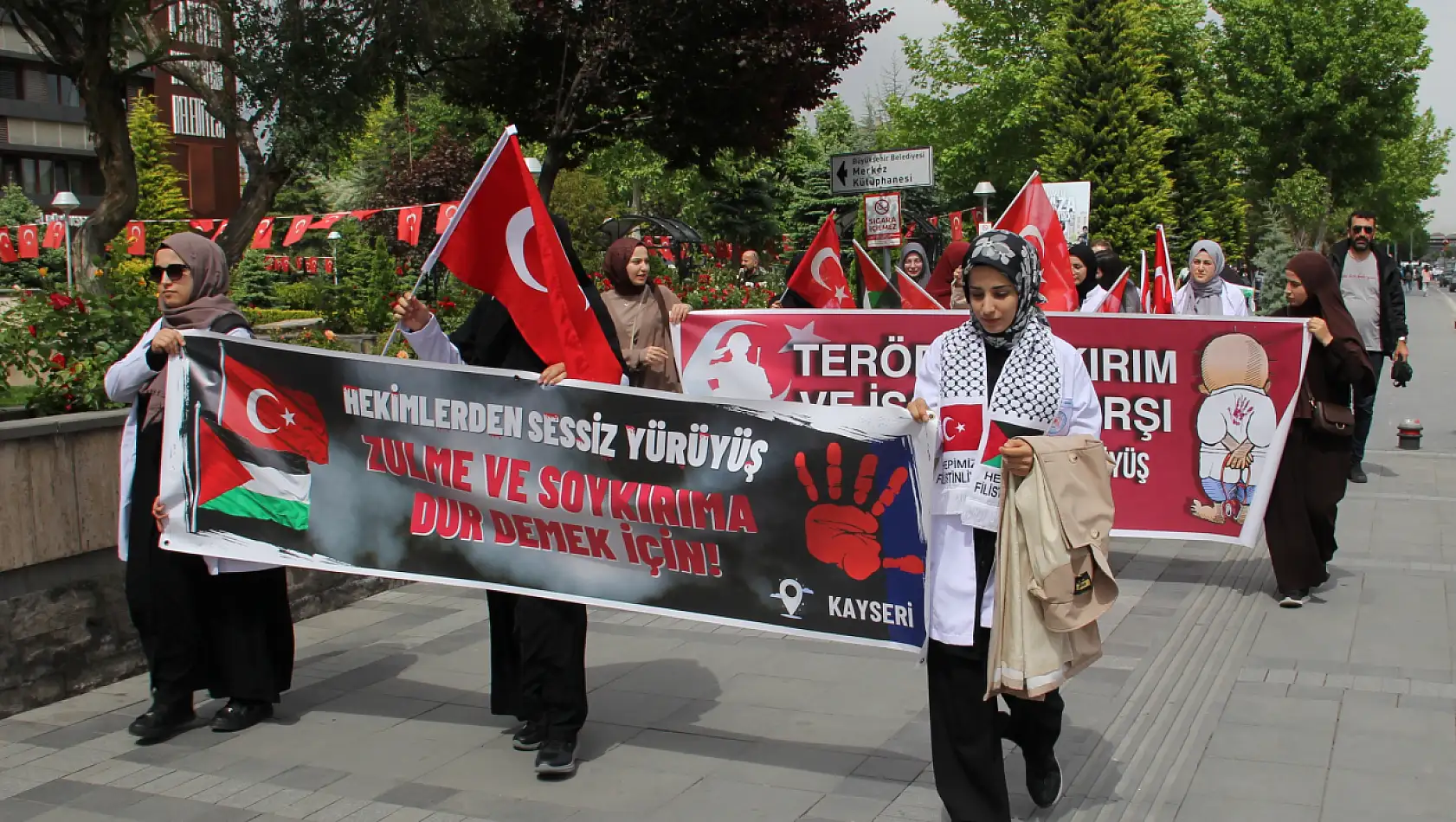 Kayseri'de sessiz yürüyüş düzenledi