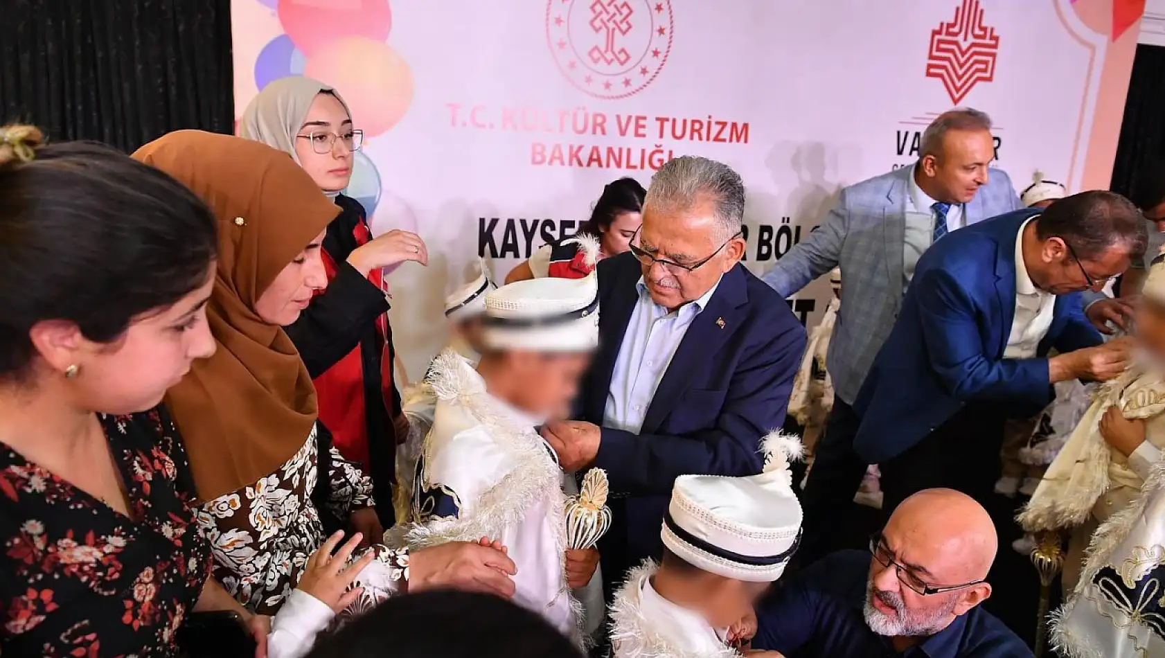 Kayseri'de toplu sünnet şöleni