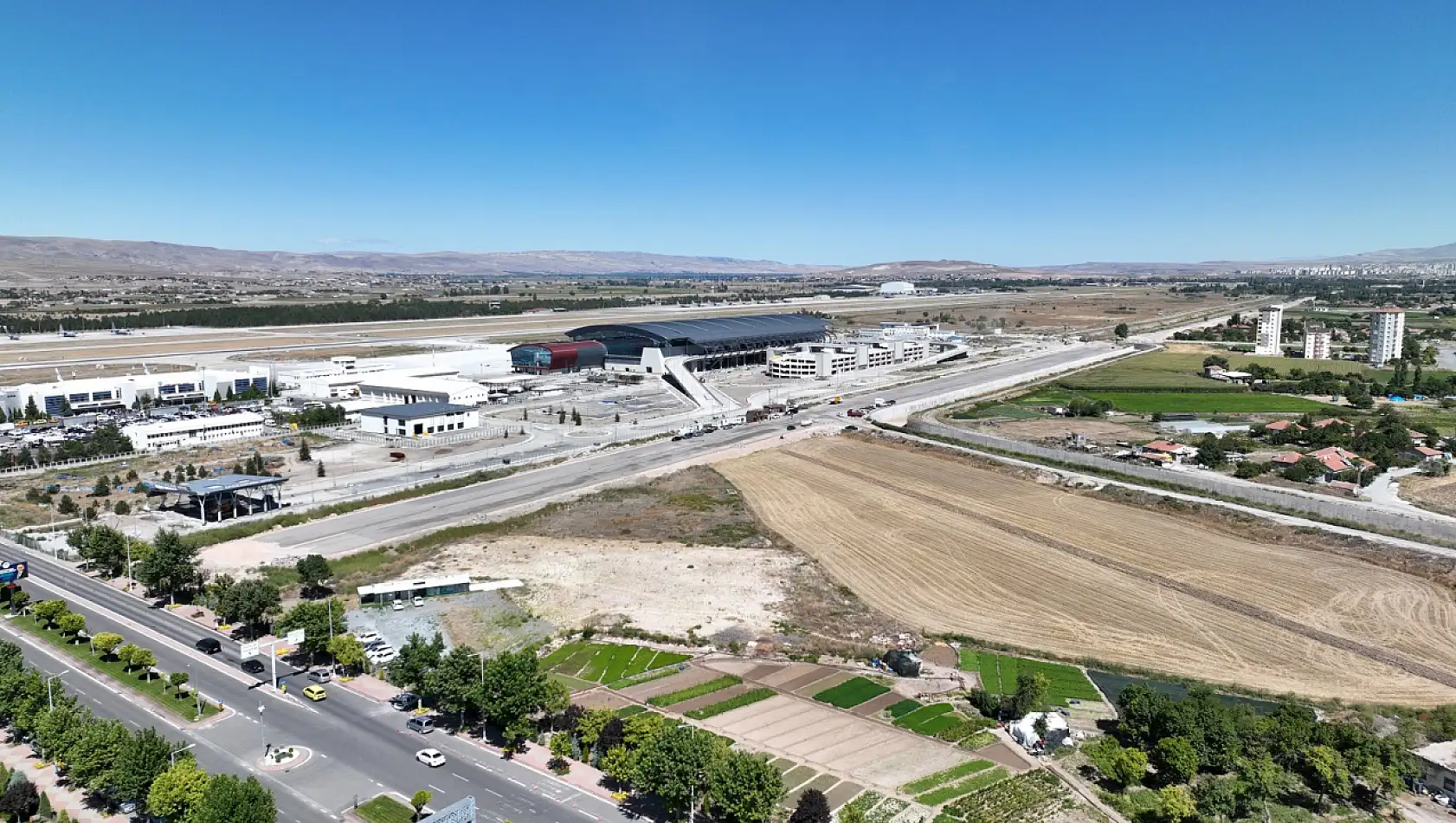 Kayseri'de yeni terminal binasında 'Emanet' çağrı!