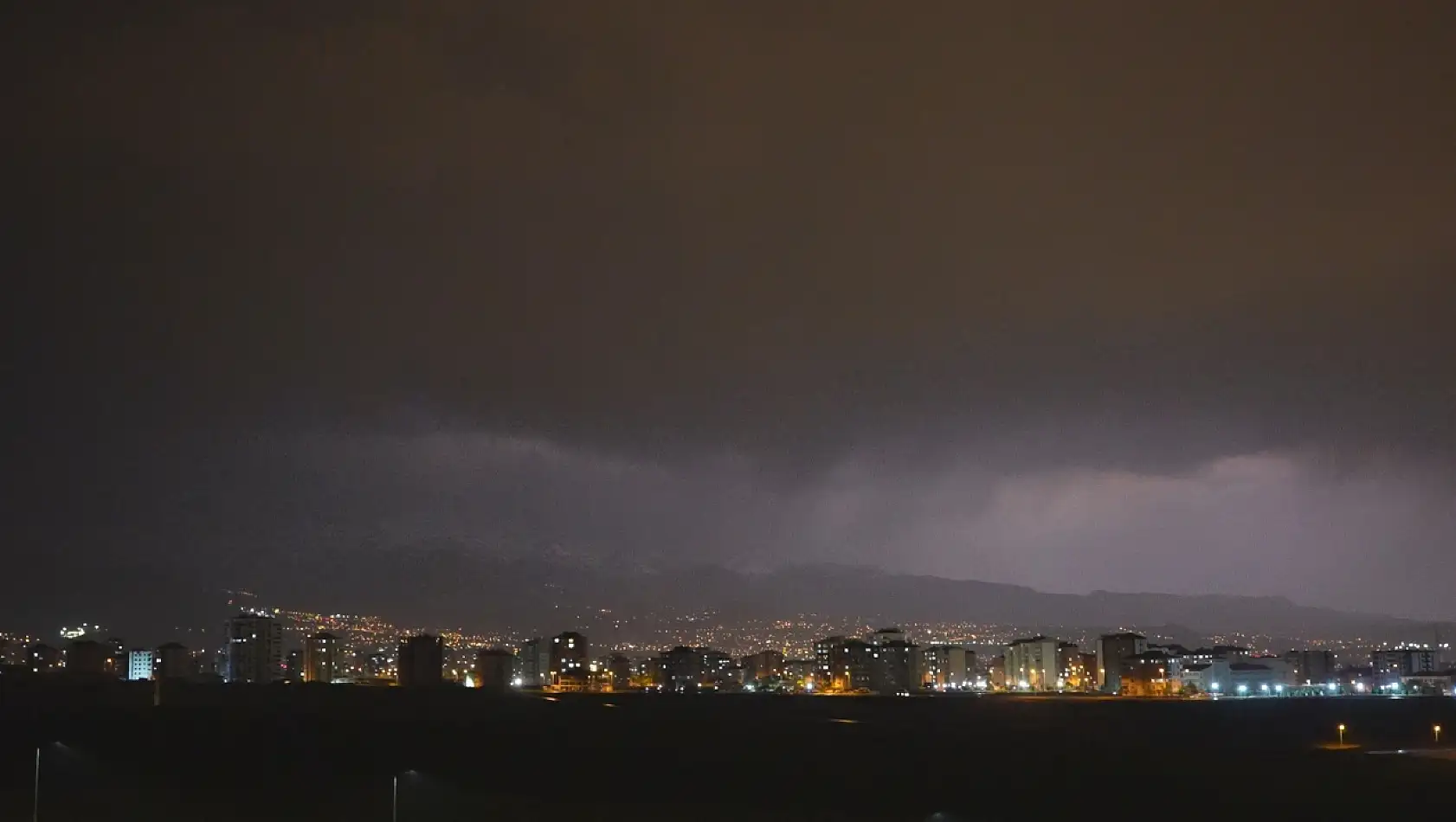 Kayseri'de gece böyle aydınlandı