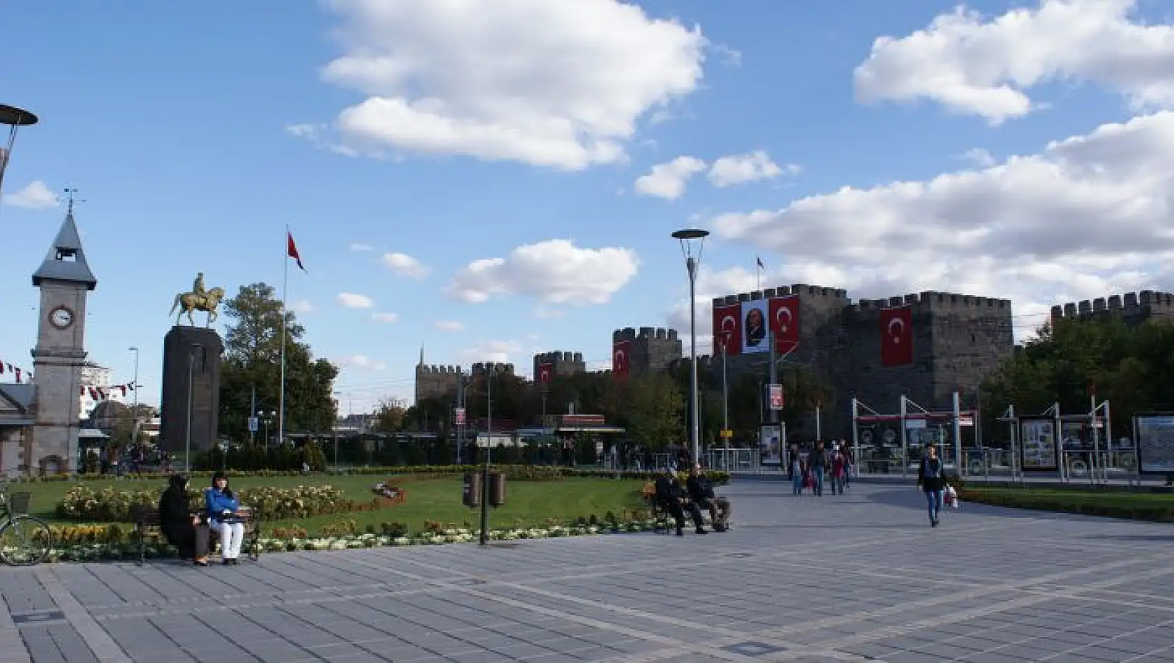 Kayseri kur korumalı mevduatı sevdi, ama dövizden de vazgeçmedi!