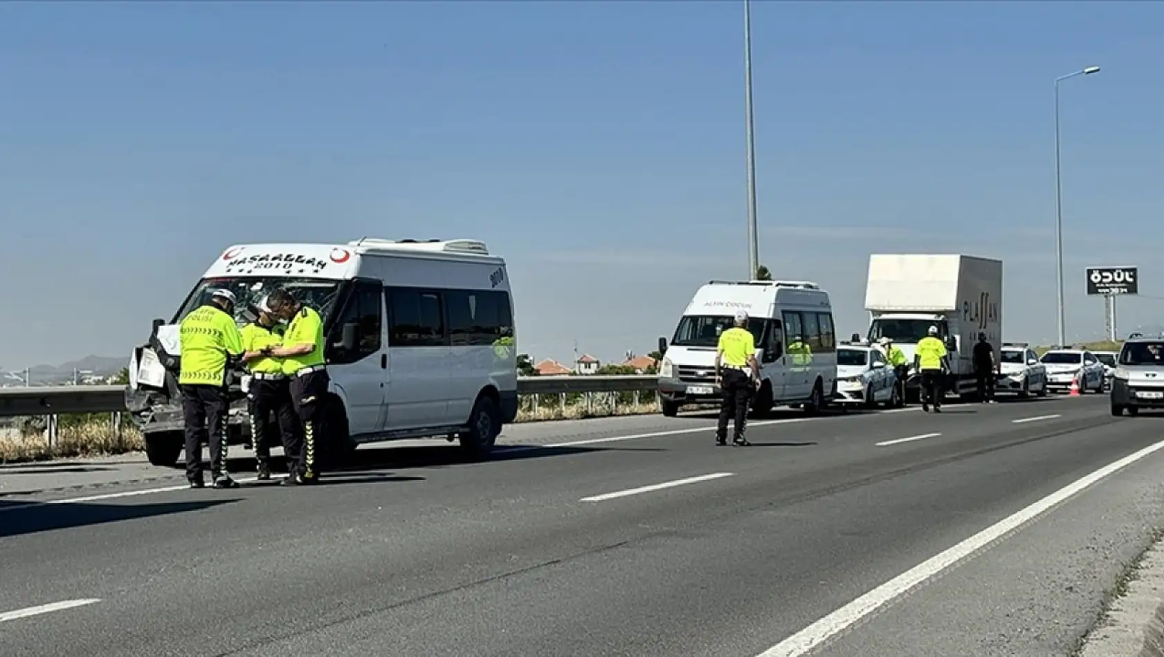 Kayseri trafiğinde sıkı denetim! Bayramda trafik kurallarına uymayanlar yandı