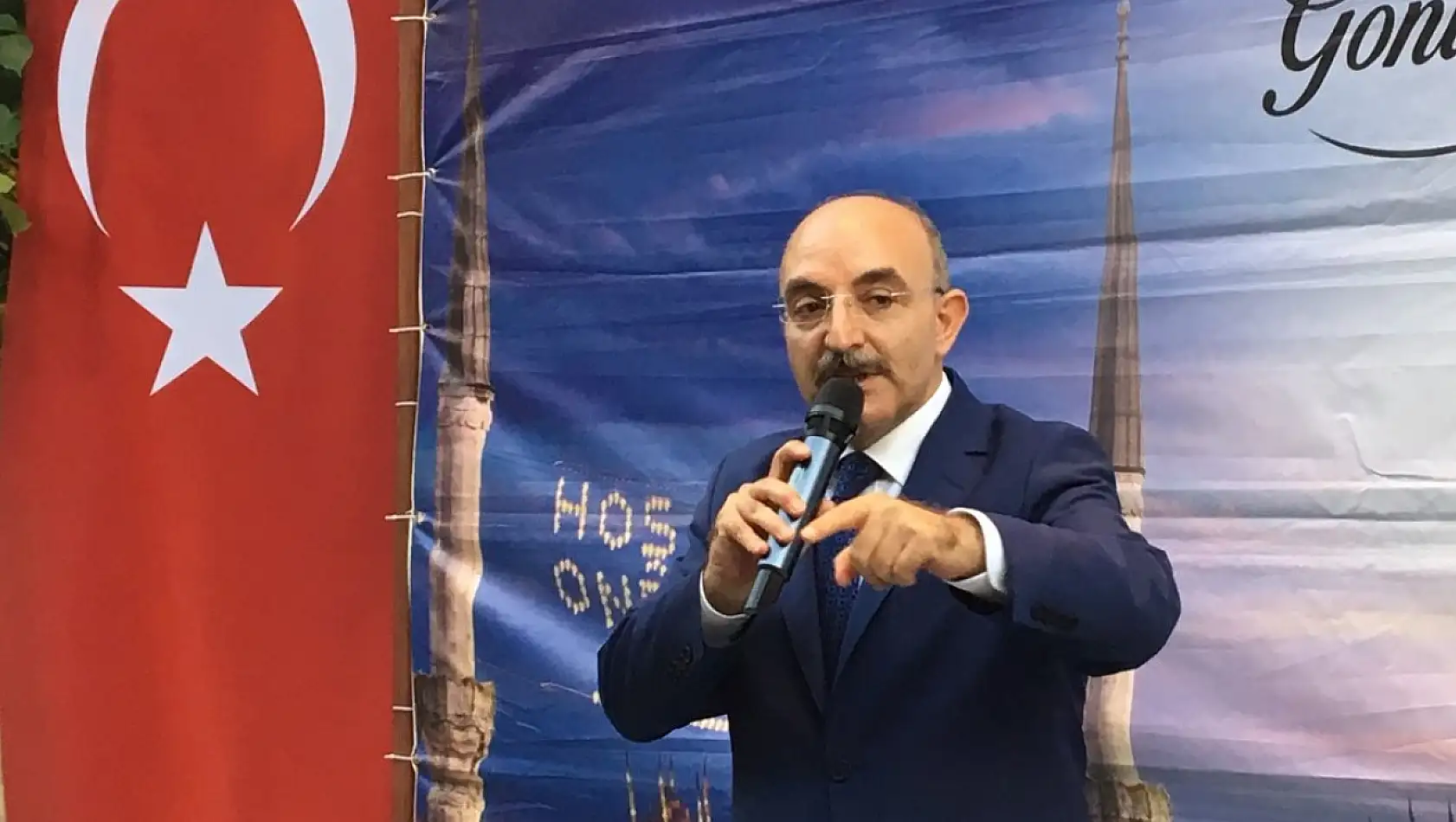 Kayserili Danışmandan dikkat çeken çıkış: Aklını başına alsın