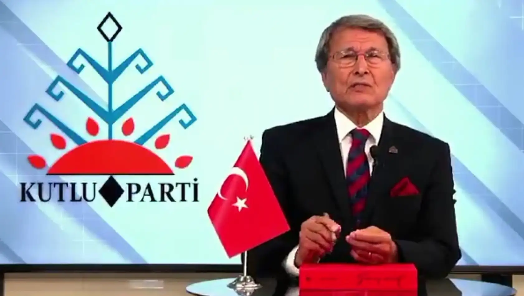 Kutlu Parti Genel Başkanı Halaçoğlu ant içti, çözümünü açıkladı!