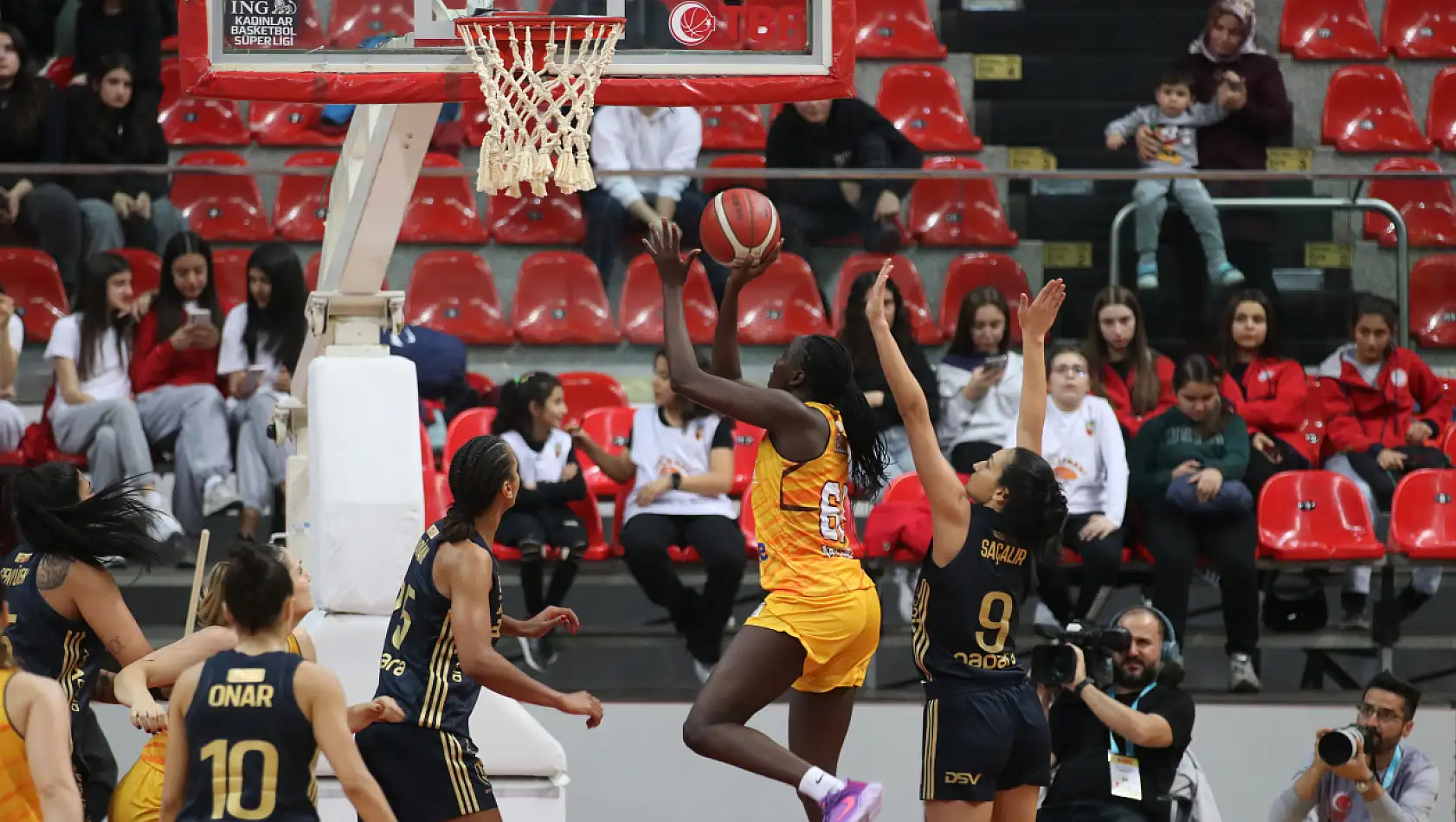 Melikgazi Kayseri Basketbol evinde kaybetti